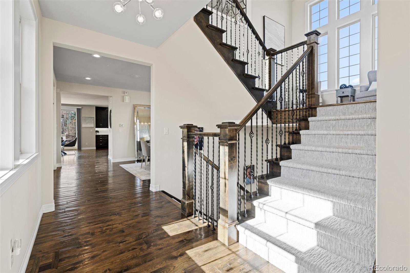 9343 Vista Hill Lane