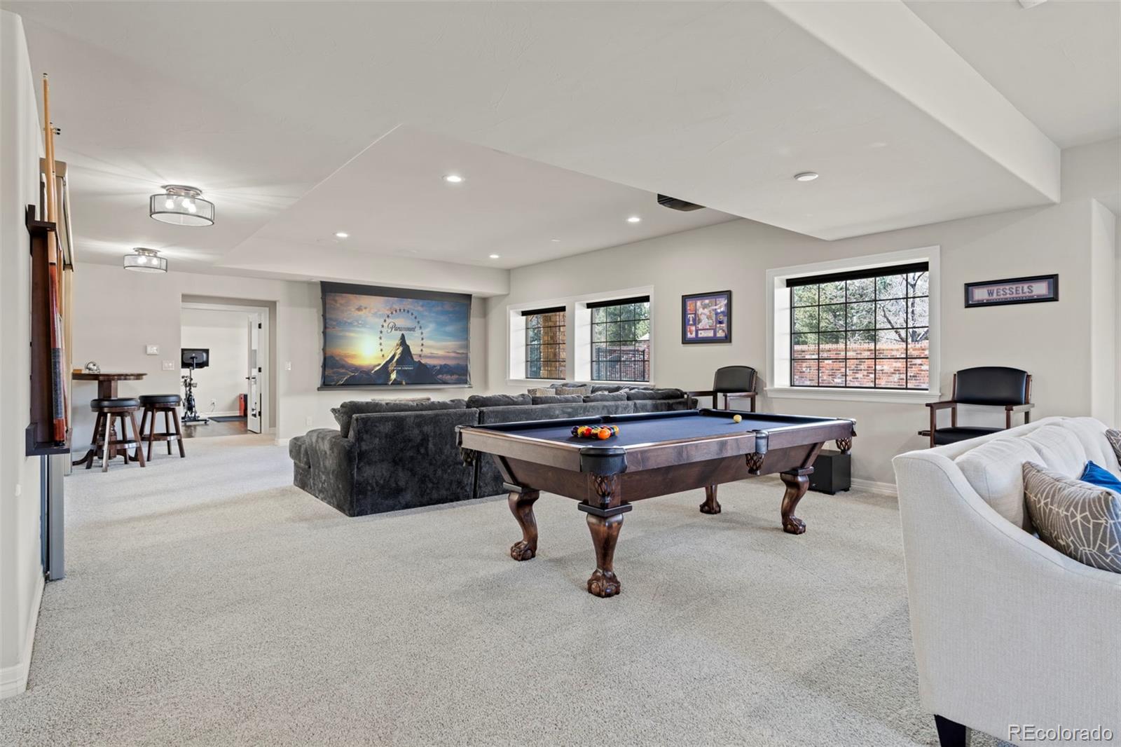 9343 Vista Hill Lane