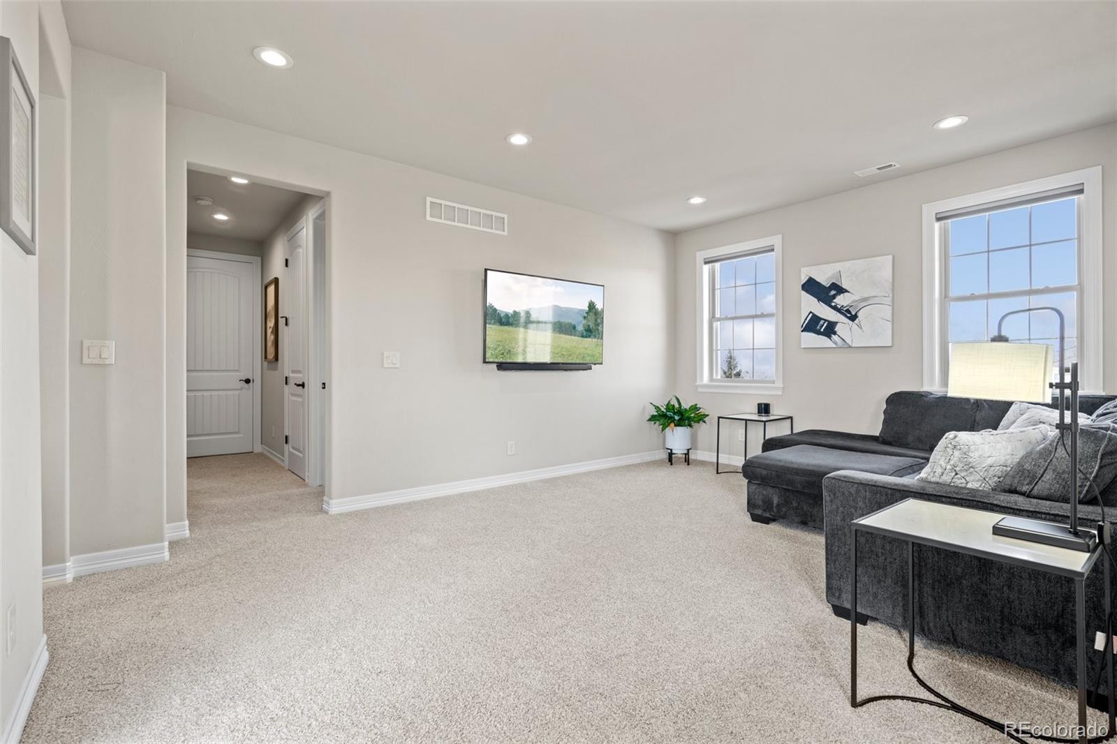 9343 Vista Hill Lane