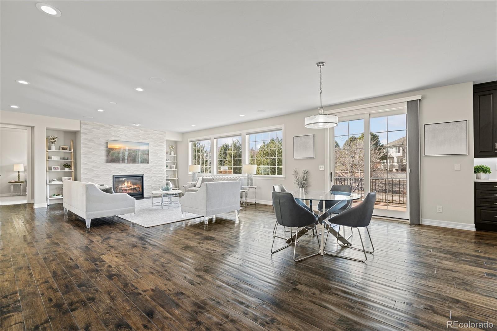 9343 Vista Hill Lane