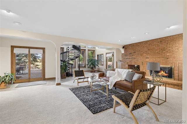 5588 Ponderosa Drive