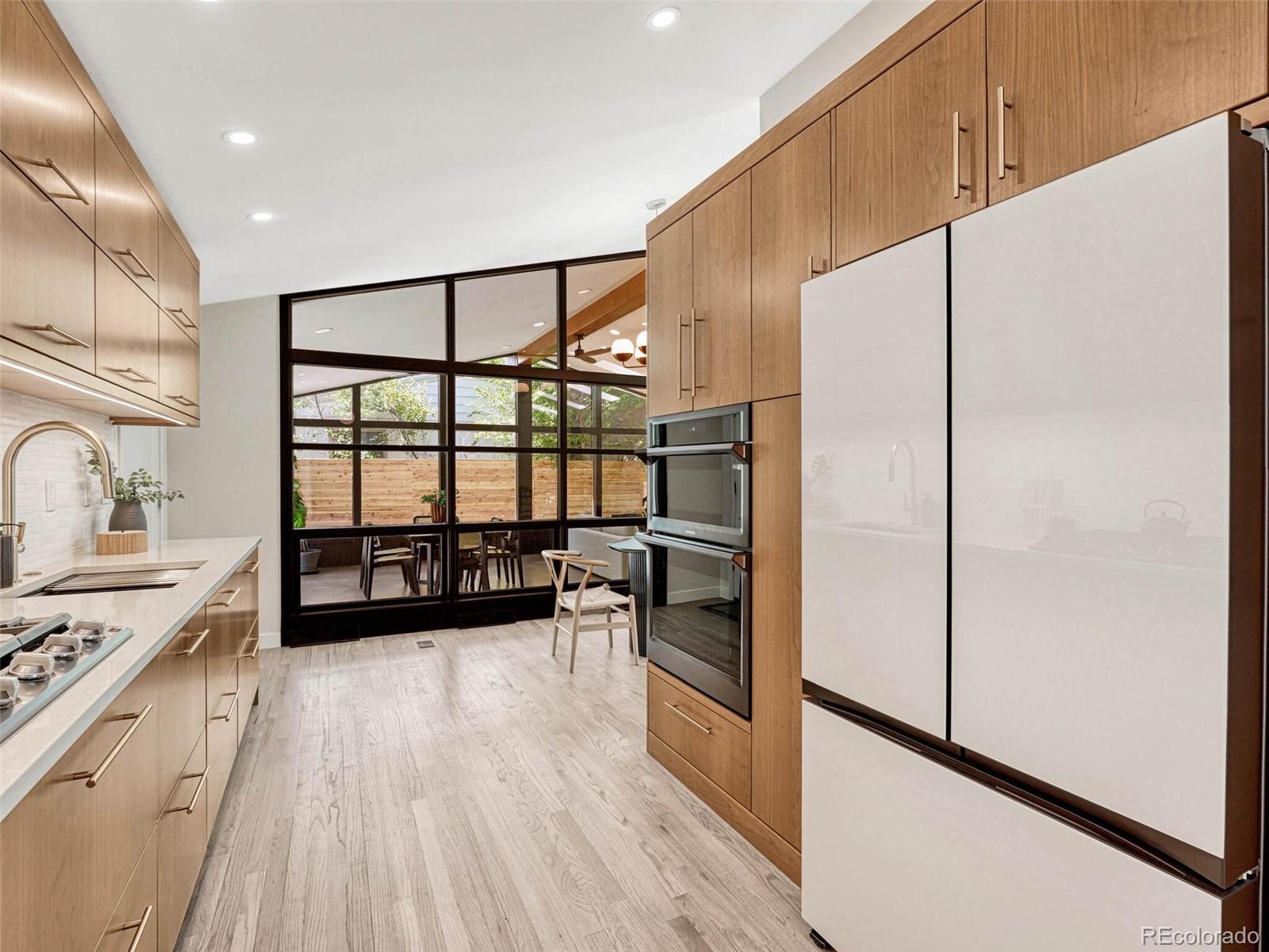8025 Sunset Drive
