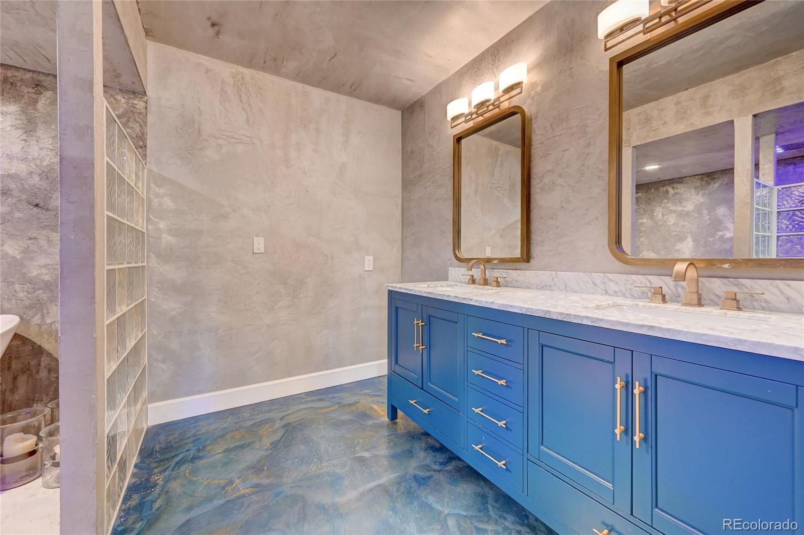 2609 S Quebec Street Unit: 1