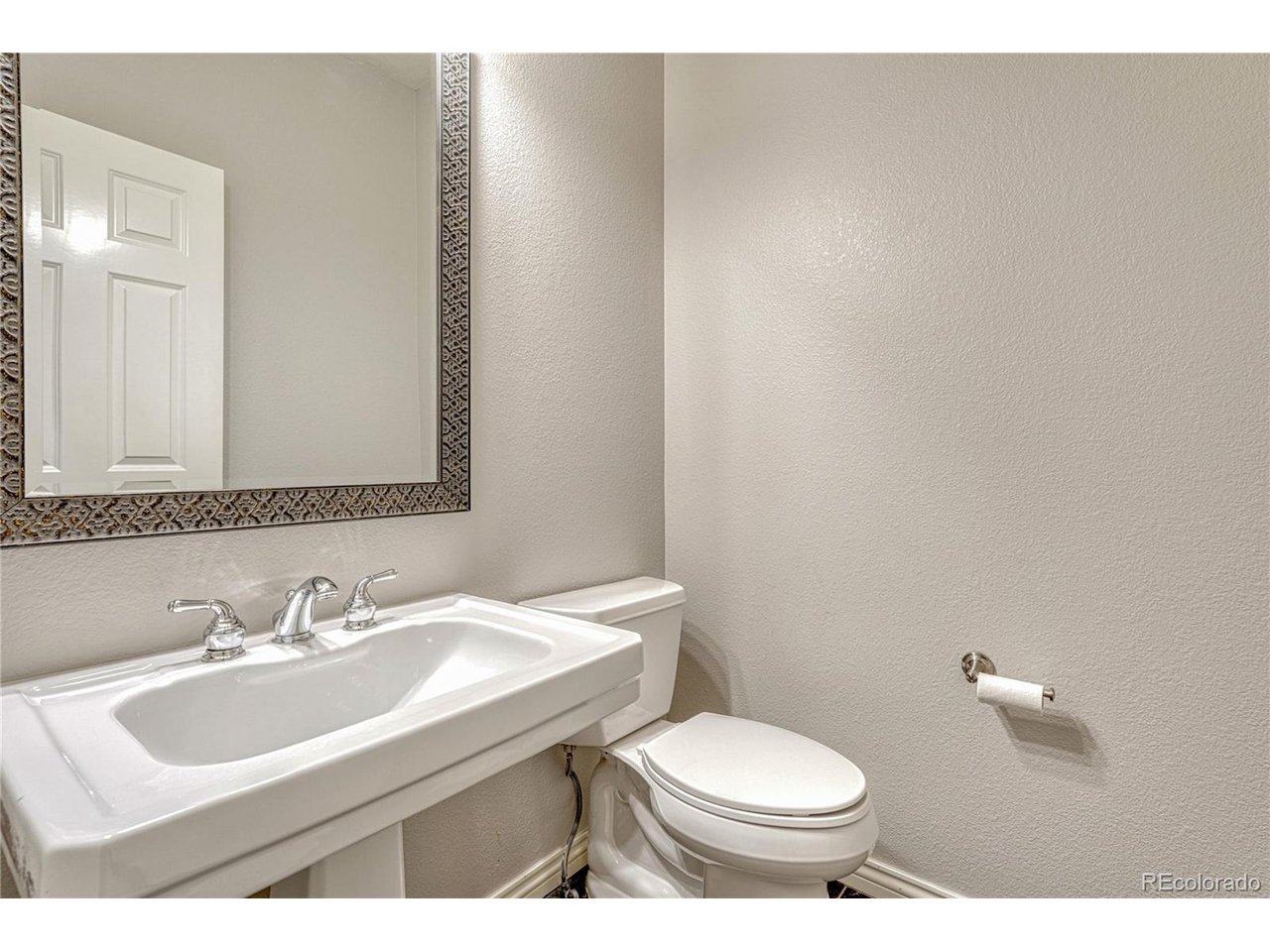 21579 E Ottawa Cir