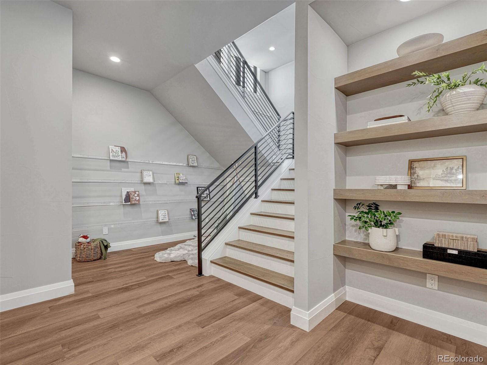 2690 Fox View Trail