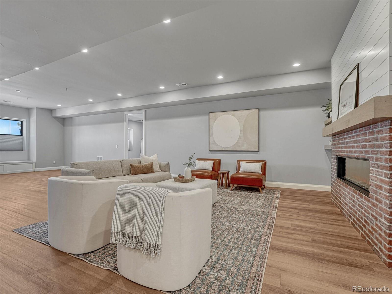 2690 Fox View Trail