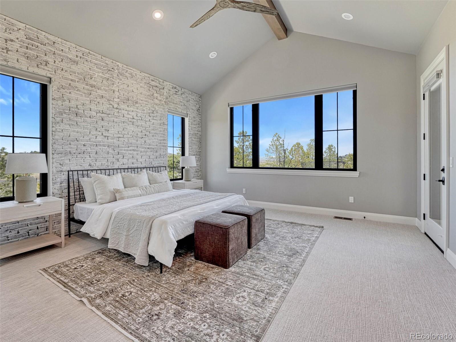 2690 Fox View Trail