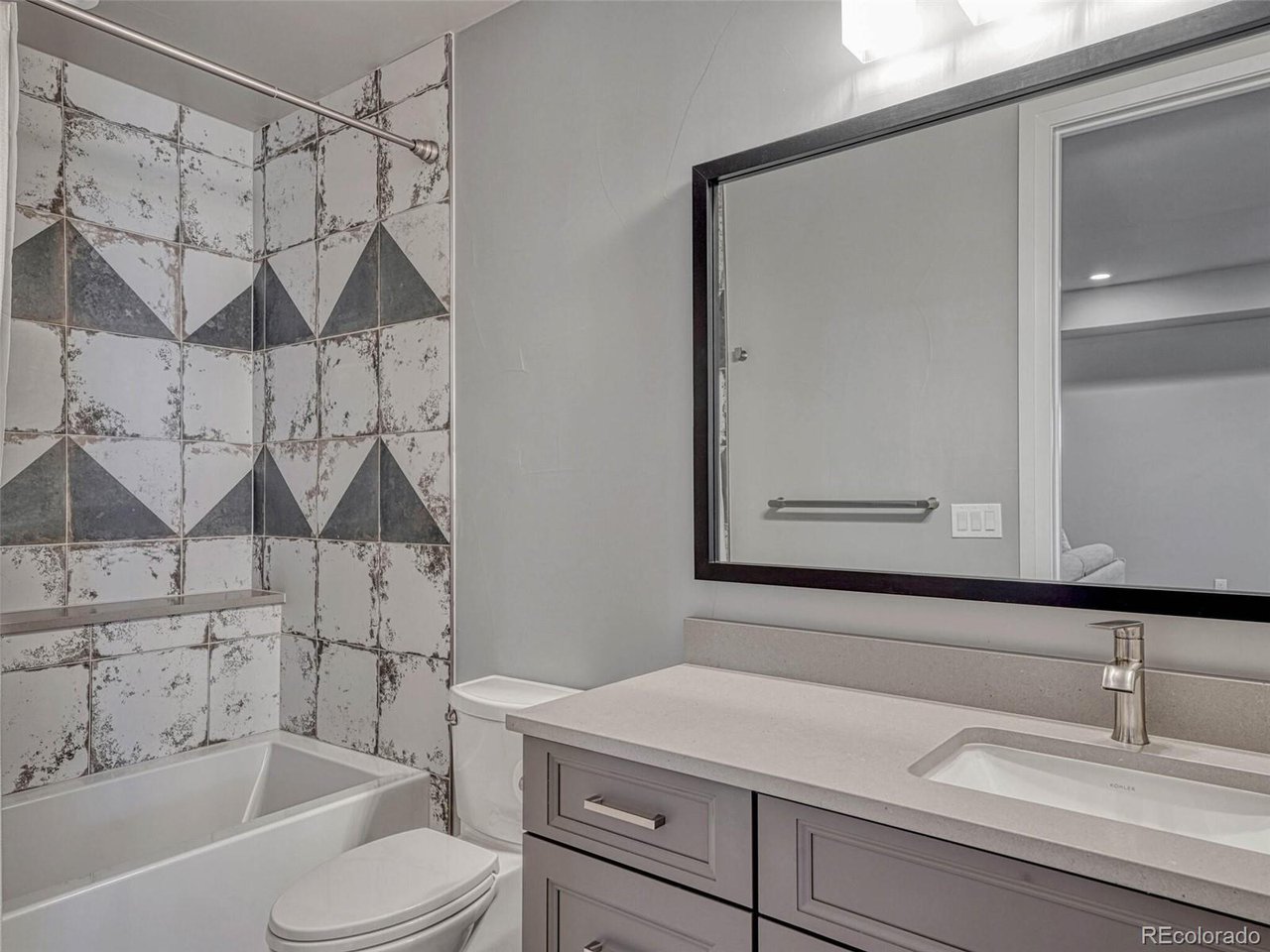 2690 Fox View Trl