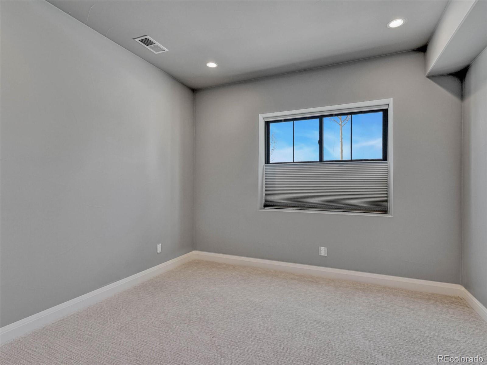 2690 Fox View Trail