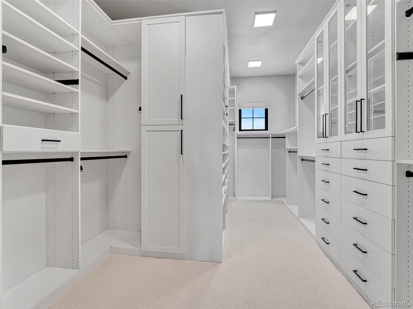 2690 Fox View Trail