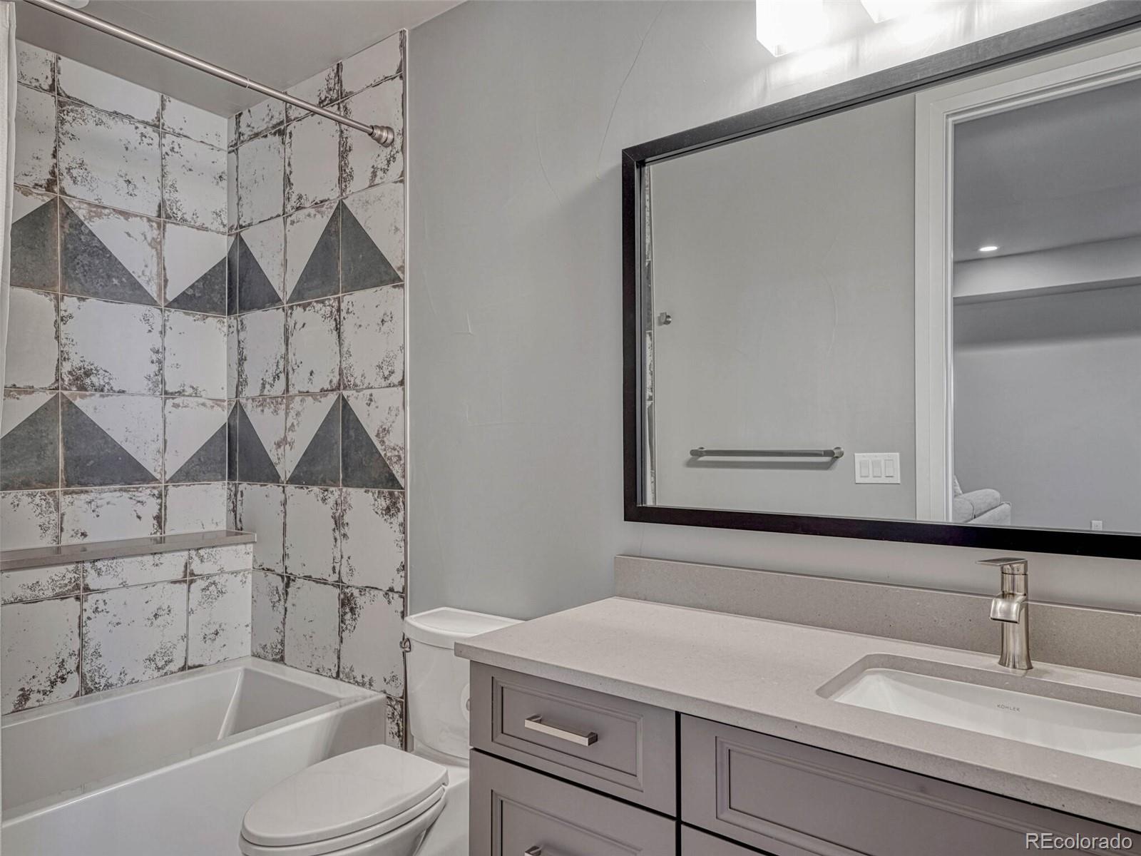 2690 Fox View Trail