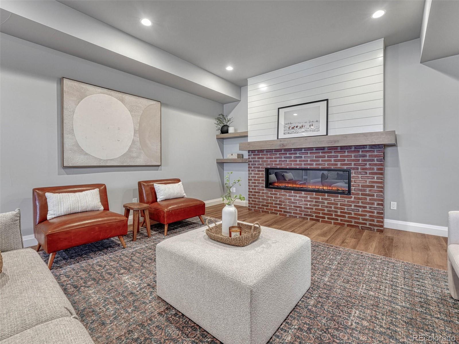 2690 Fox View Trail