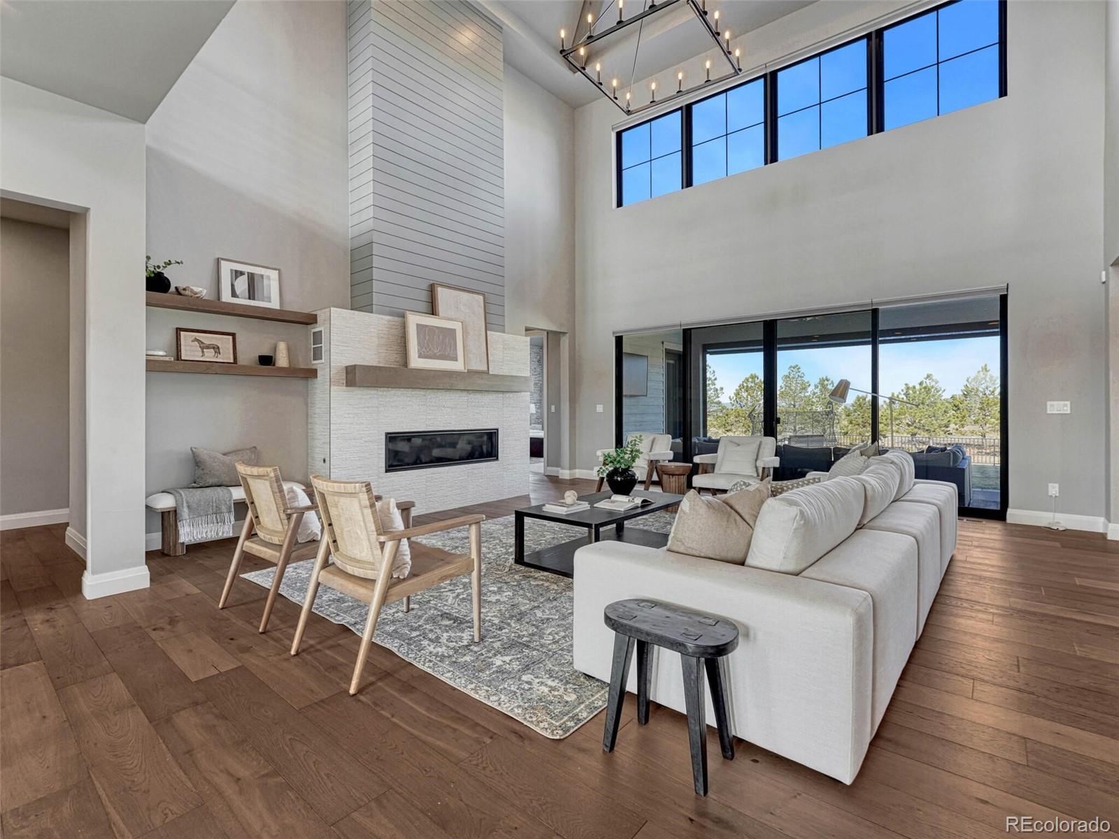 2690 Fox View Trail