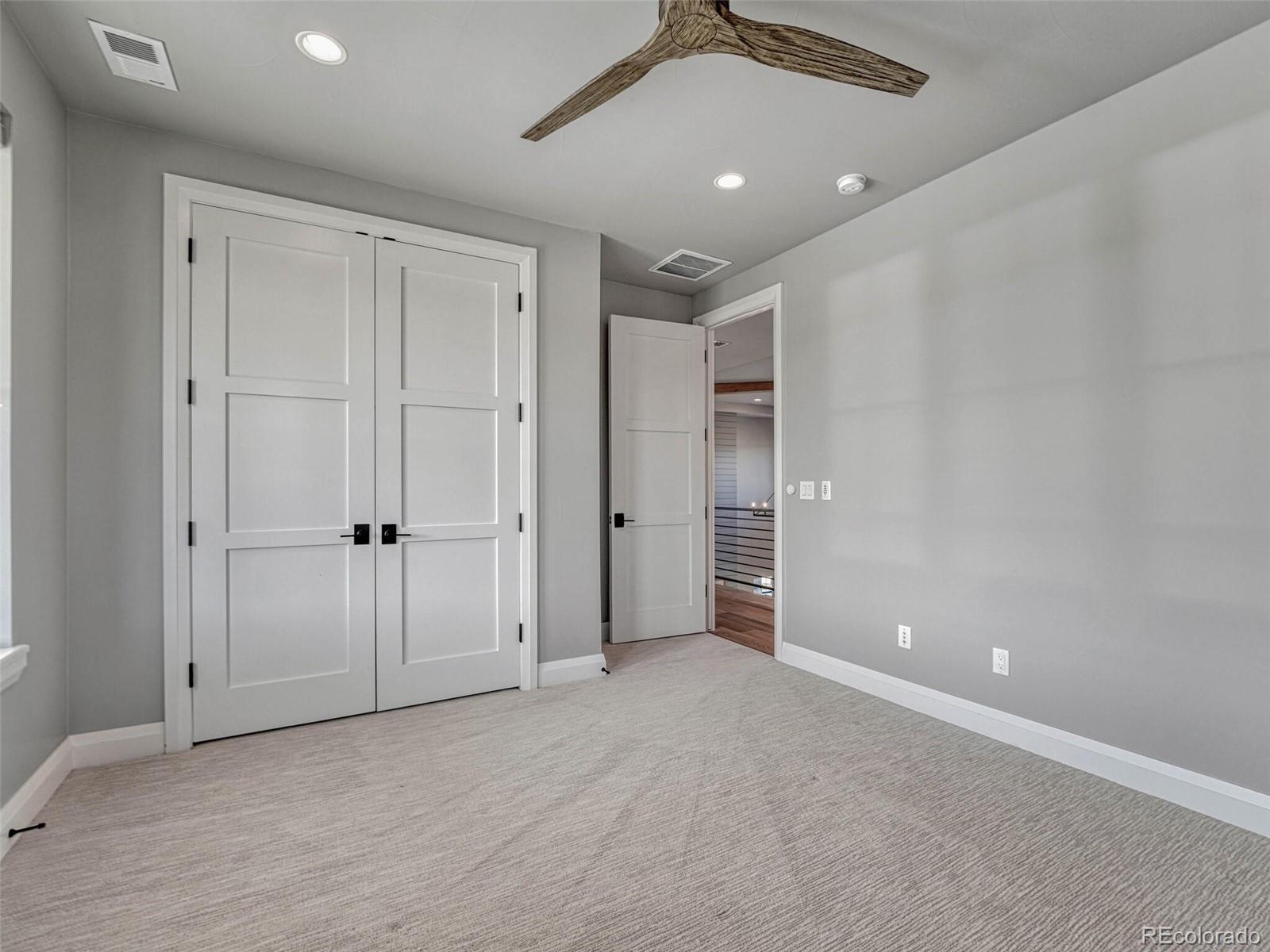 2690 Fox View Trail
