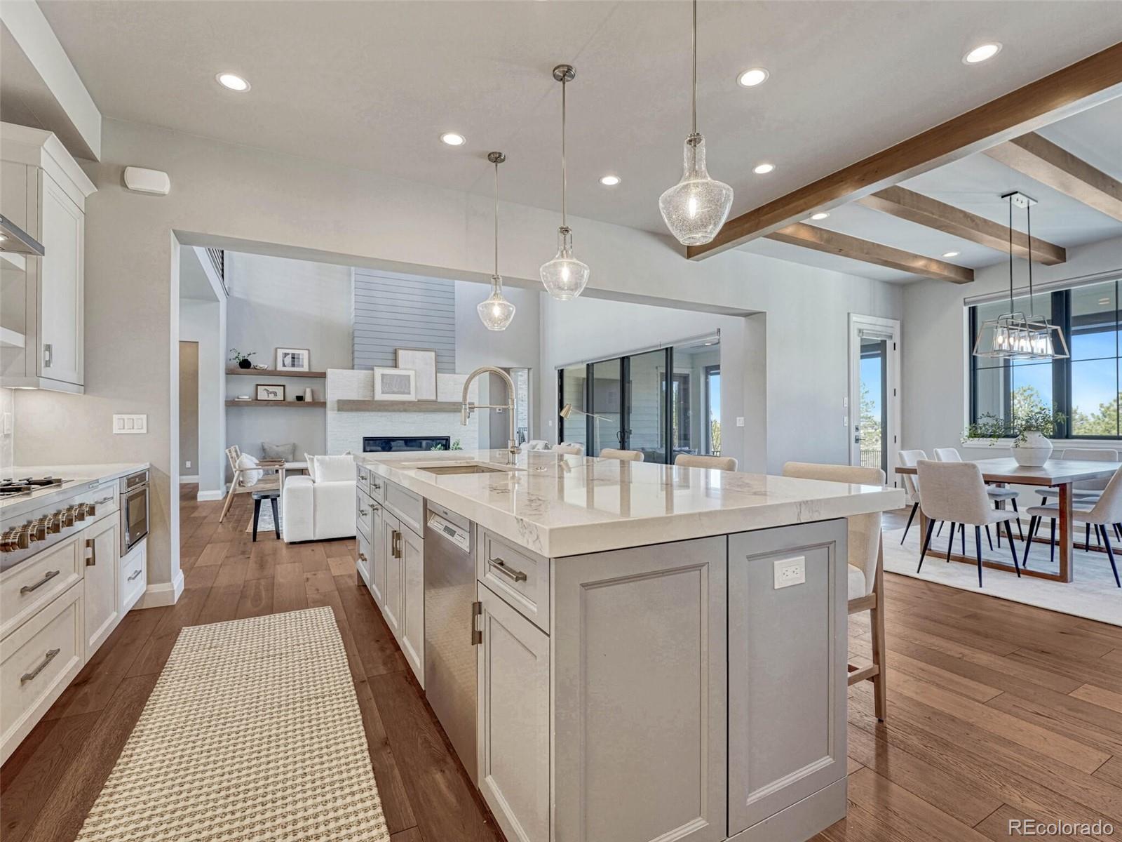 2690 Fox View Trail