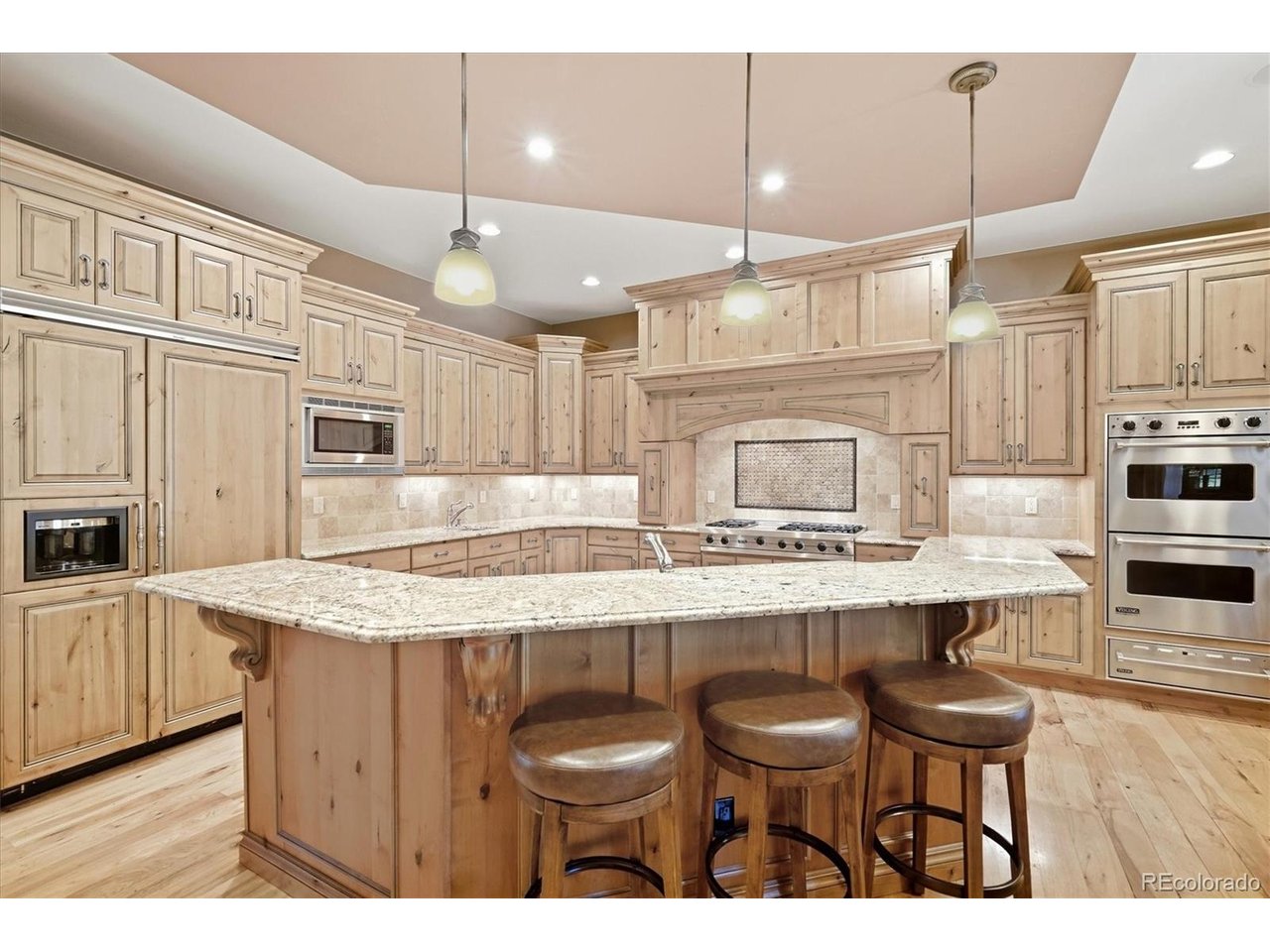 4320 E Linden Cir
