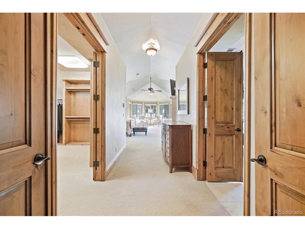4320 E Linden Cir