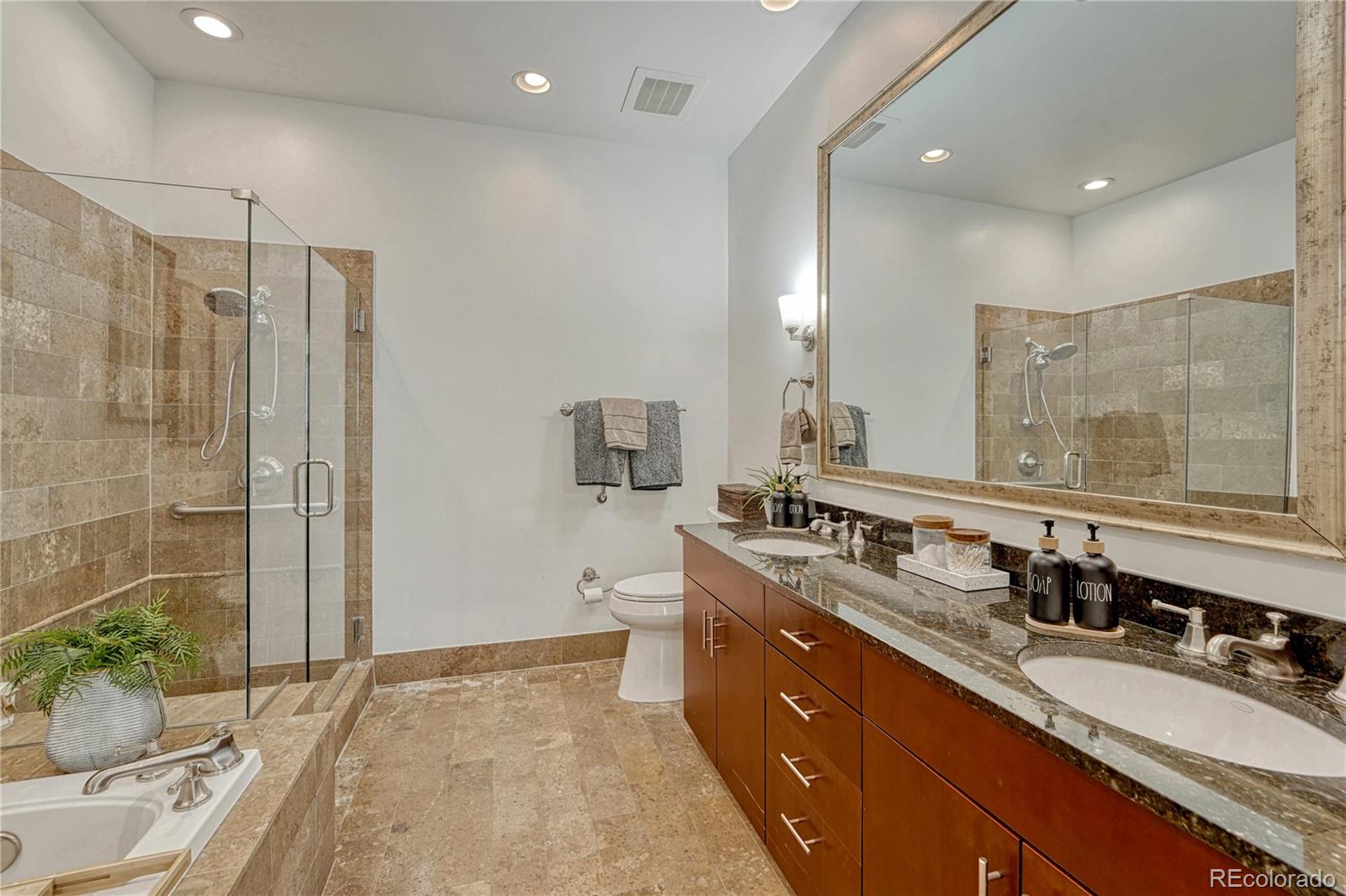 5455 Landmark Place Unit: 701