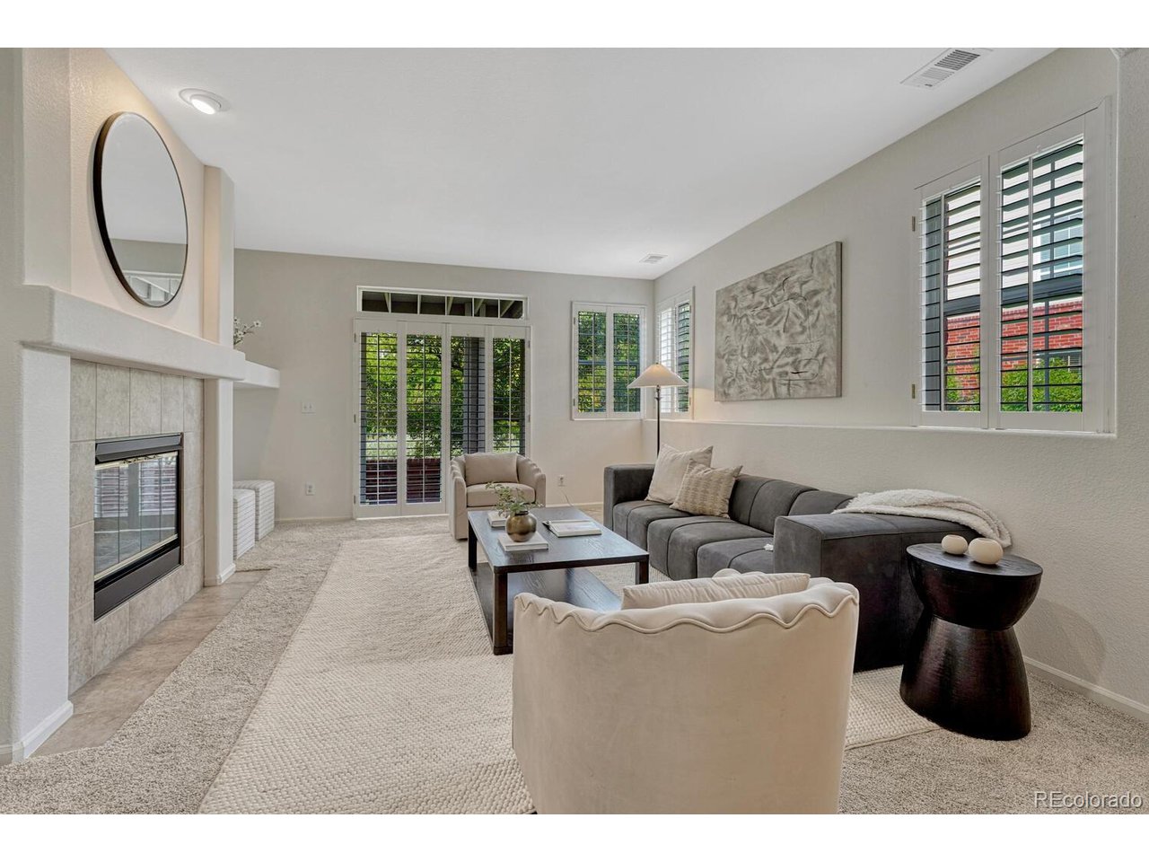 9445 Southern Hills Cir