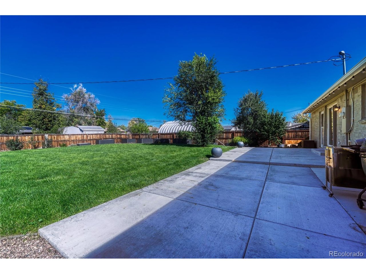 6945 S Clermont Dr