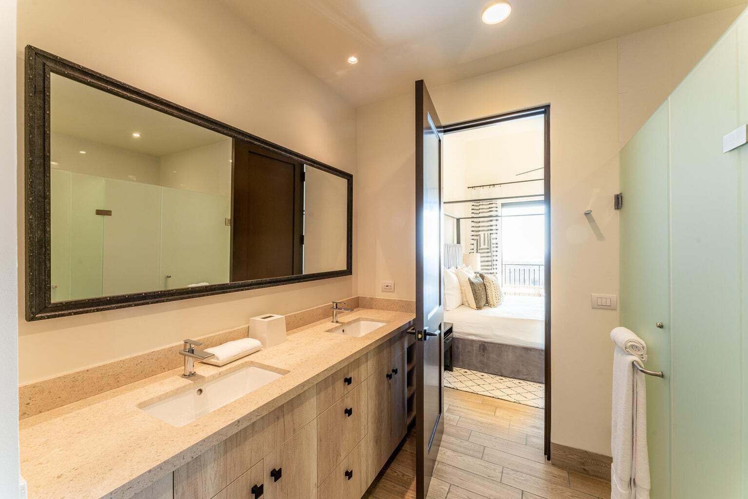 3 BD Condo Golf, Sunset, Ocean