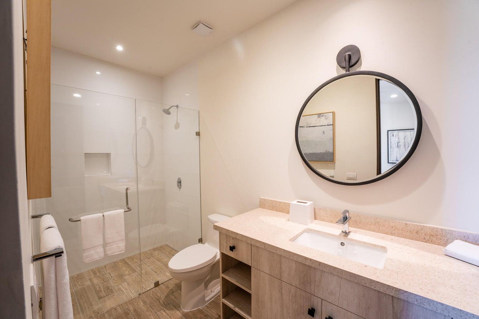 3 BD Condo Golf, Sunset, Ocean