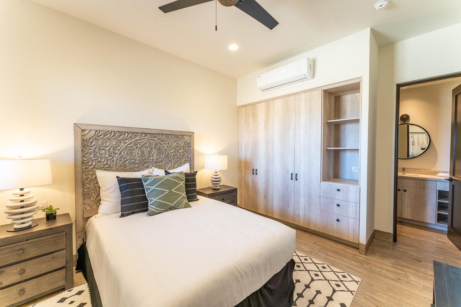 3 BD Condo Golf, Sunset, Ocean