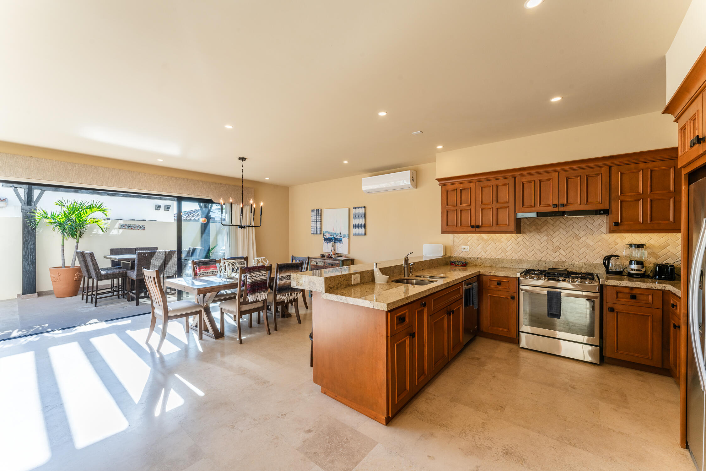 Casa del Pescador Corner Lot