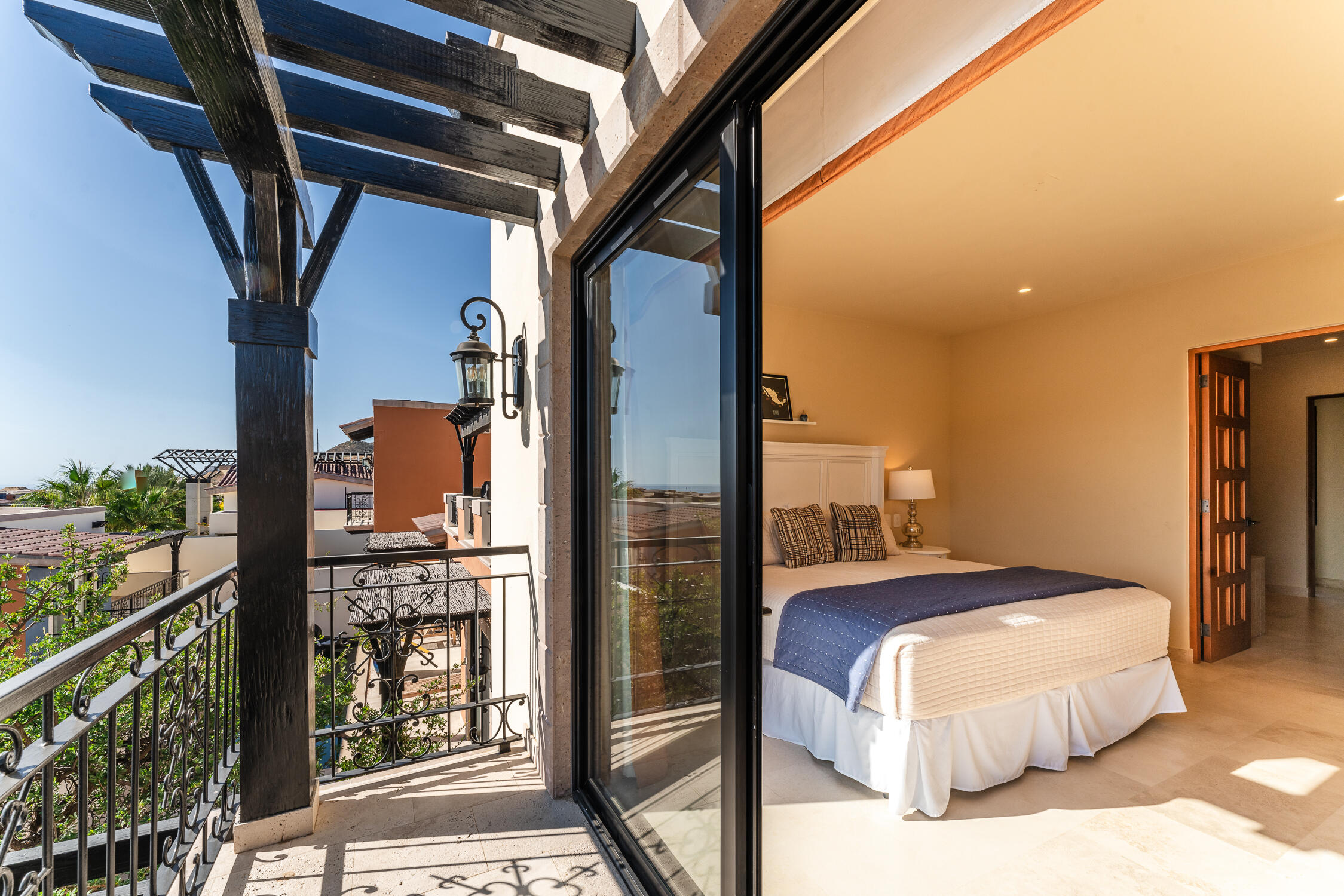 Casa del Pescador Corner Lot