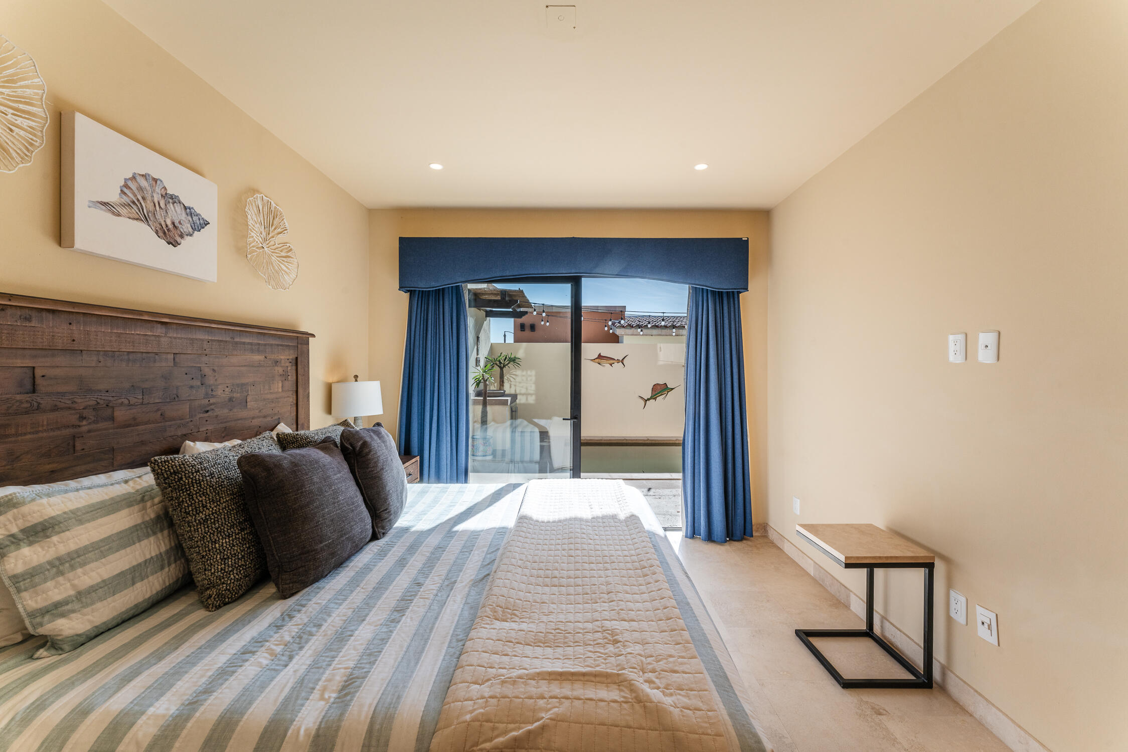 Casa del Pescador Corner Lot