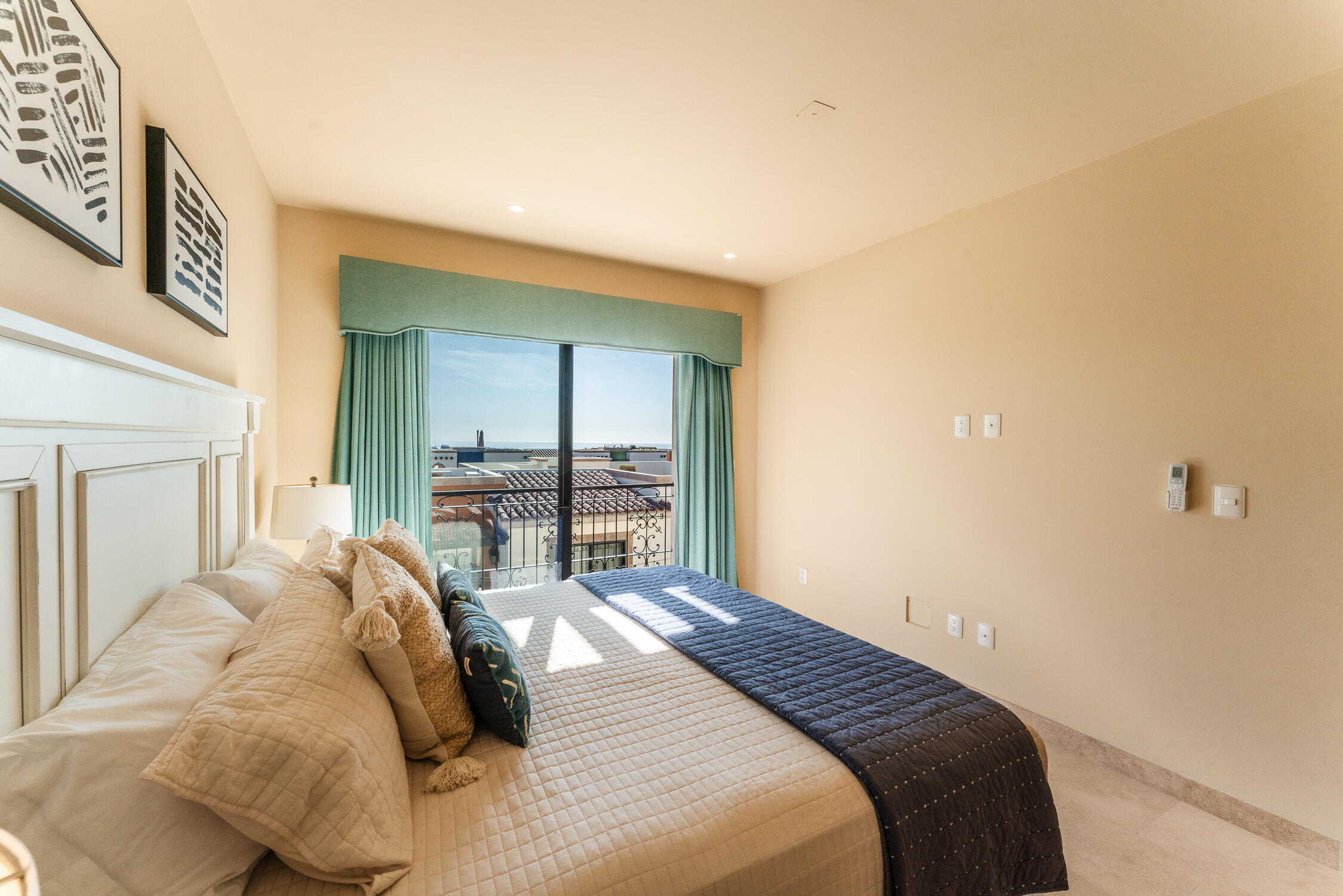 Casa del Pescador Corner Lot