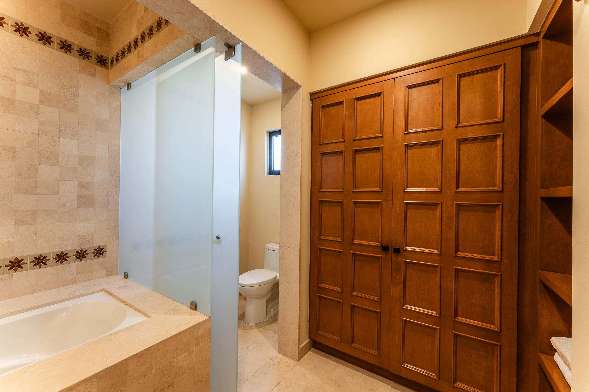 Casa del Pescador Corner Lot