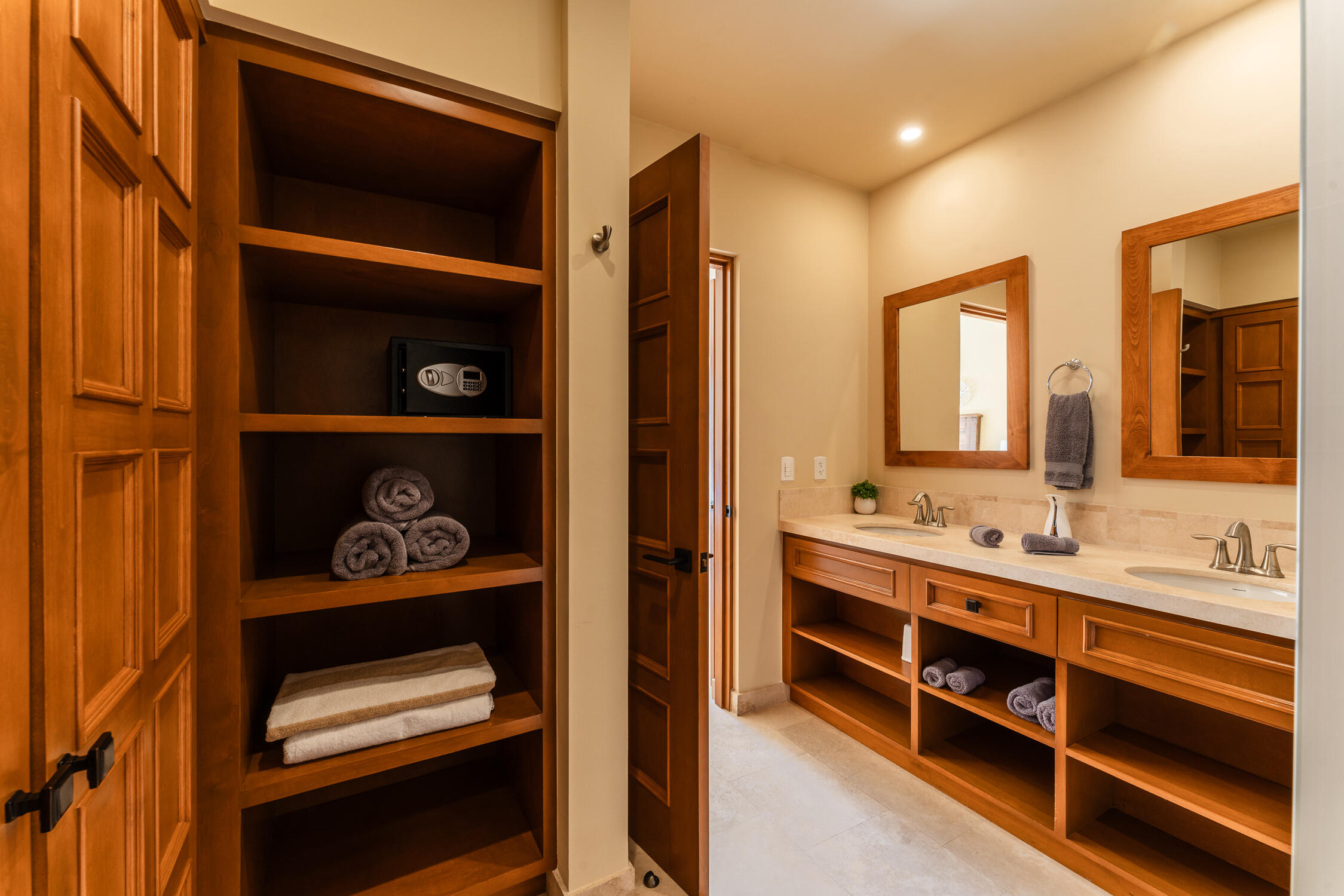 Casa del Pescador Corner Lot