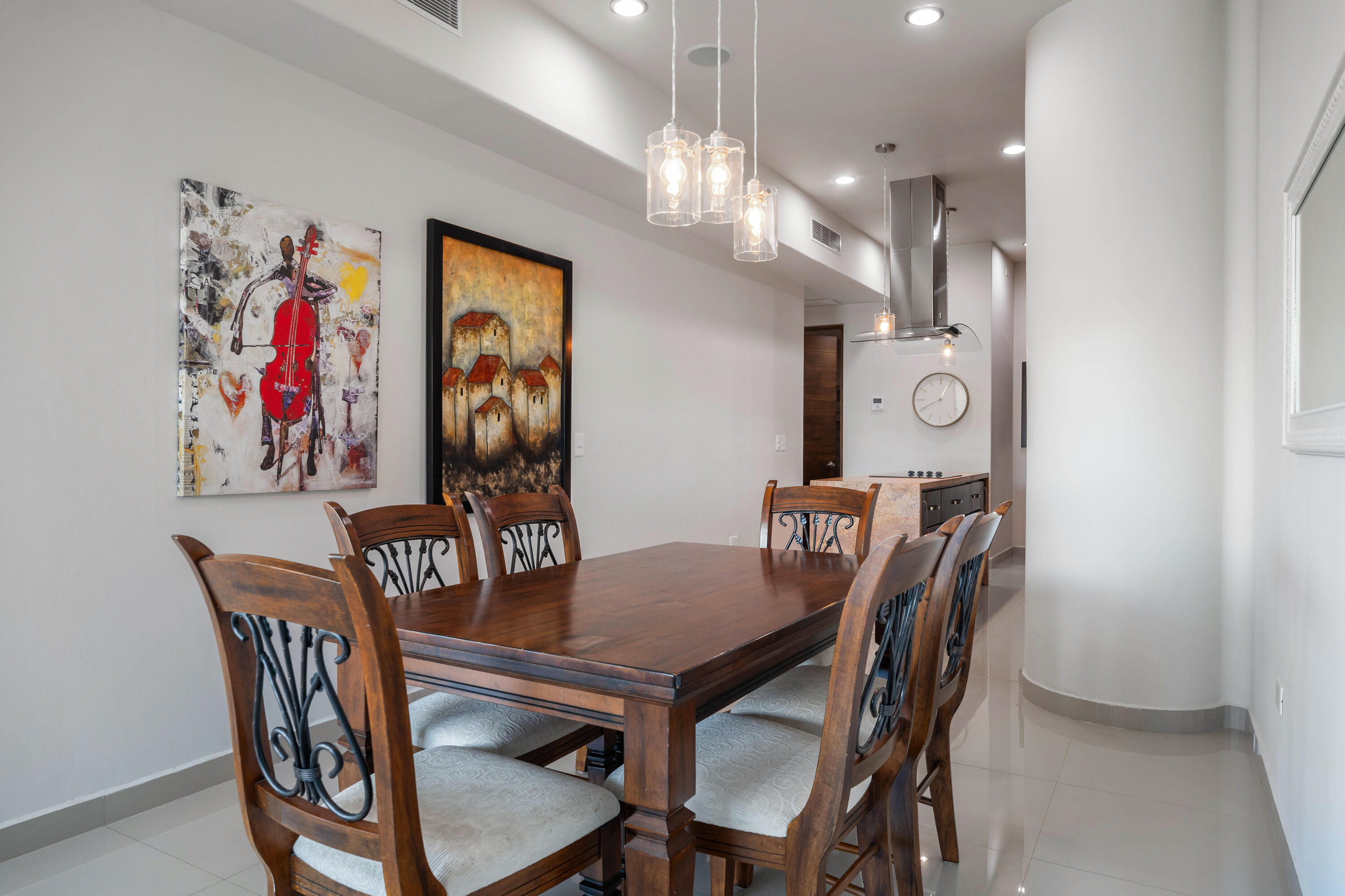 Camino Viejo Condominiums, Walk to Beach 2 Bdm Condo Pool