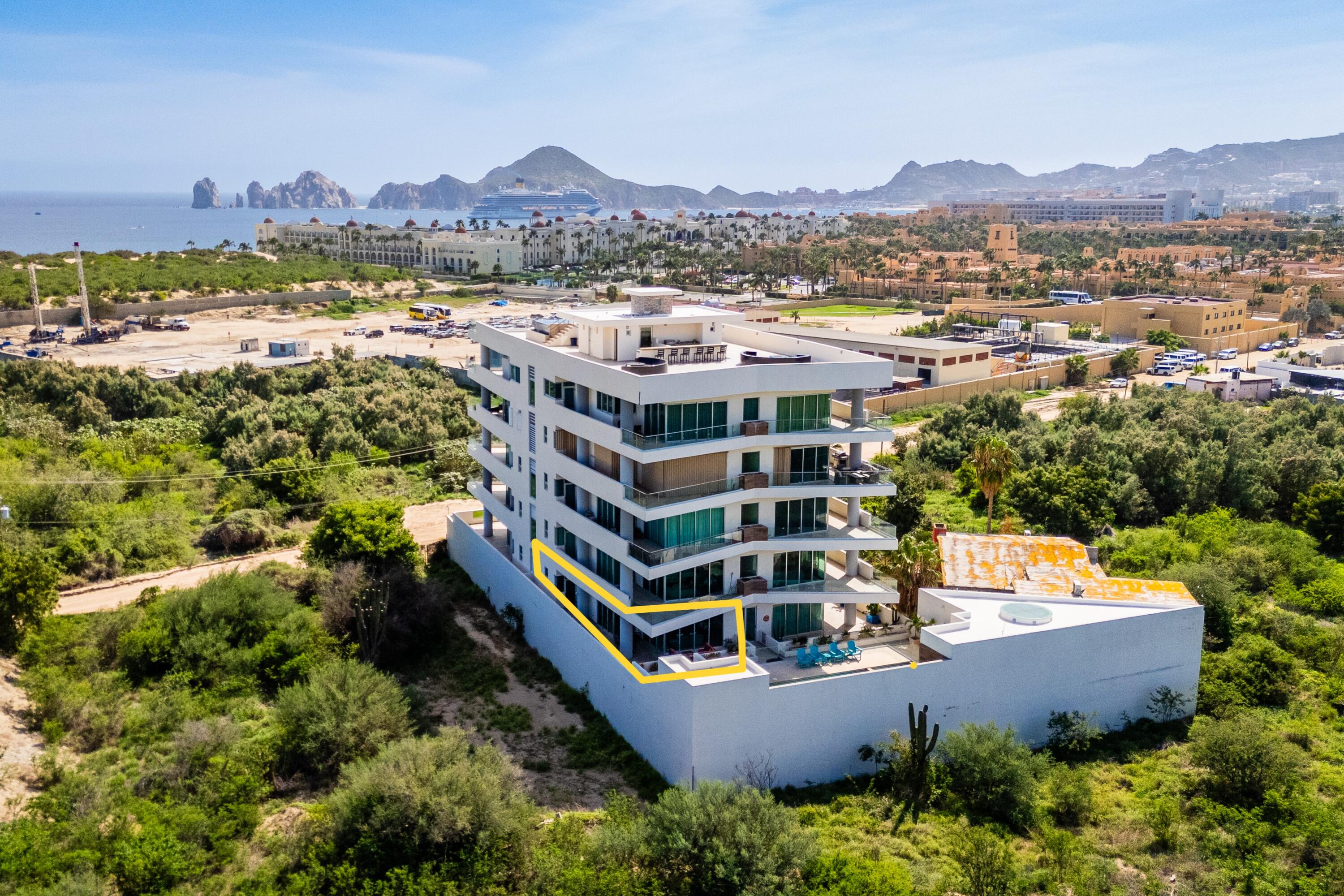 Camino Viejo Condominiums, Walk to Beach 2 Bdm Condo Pool