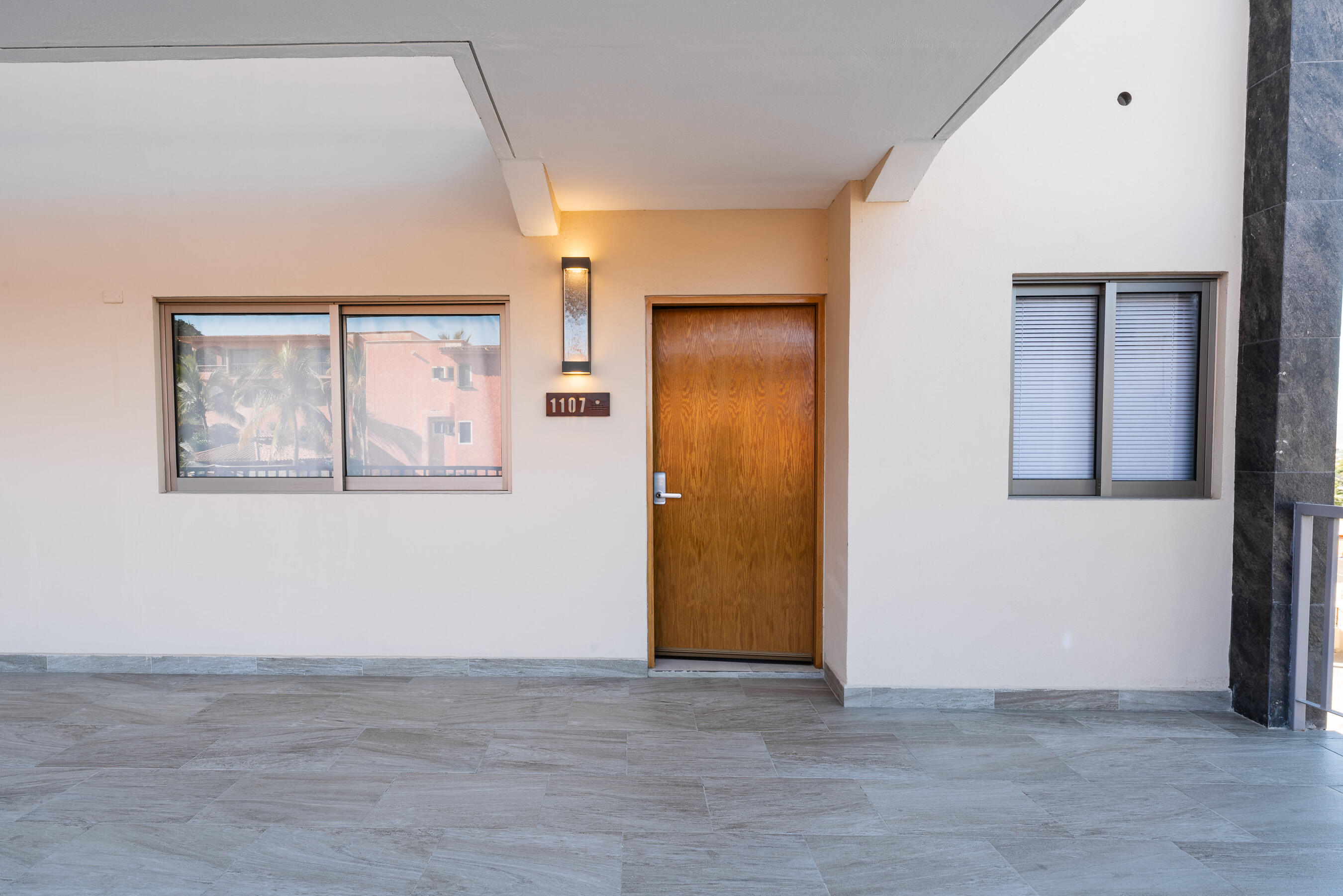 1107 Beautifully Furnished 2 Bdrm, Costa Mare