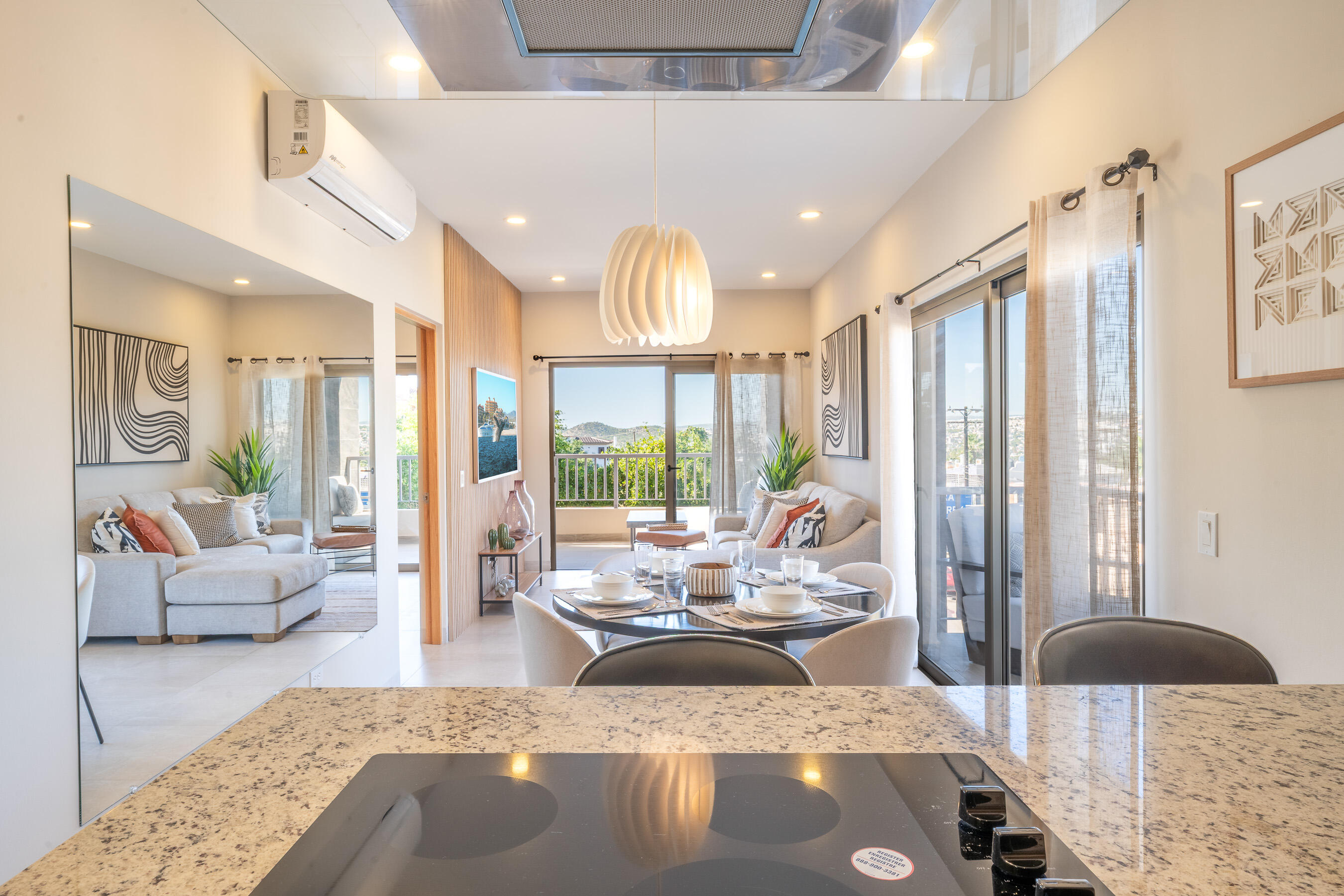 1107 Beautifully Furnished 2 Bdrm, Costa Mare