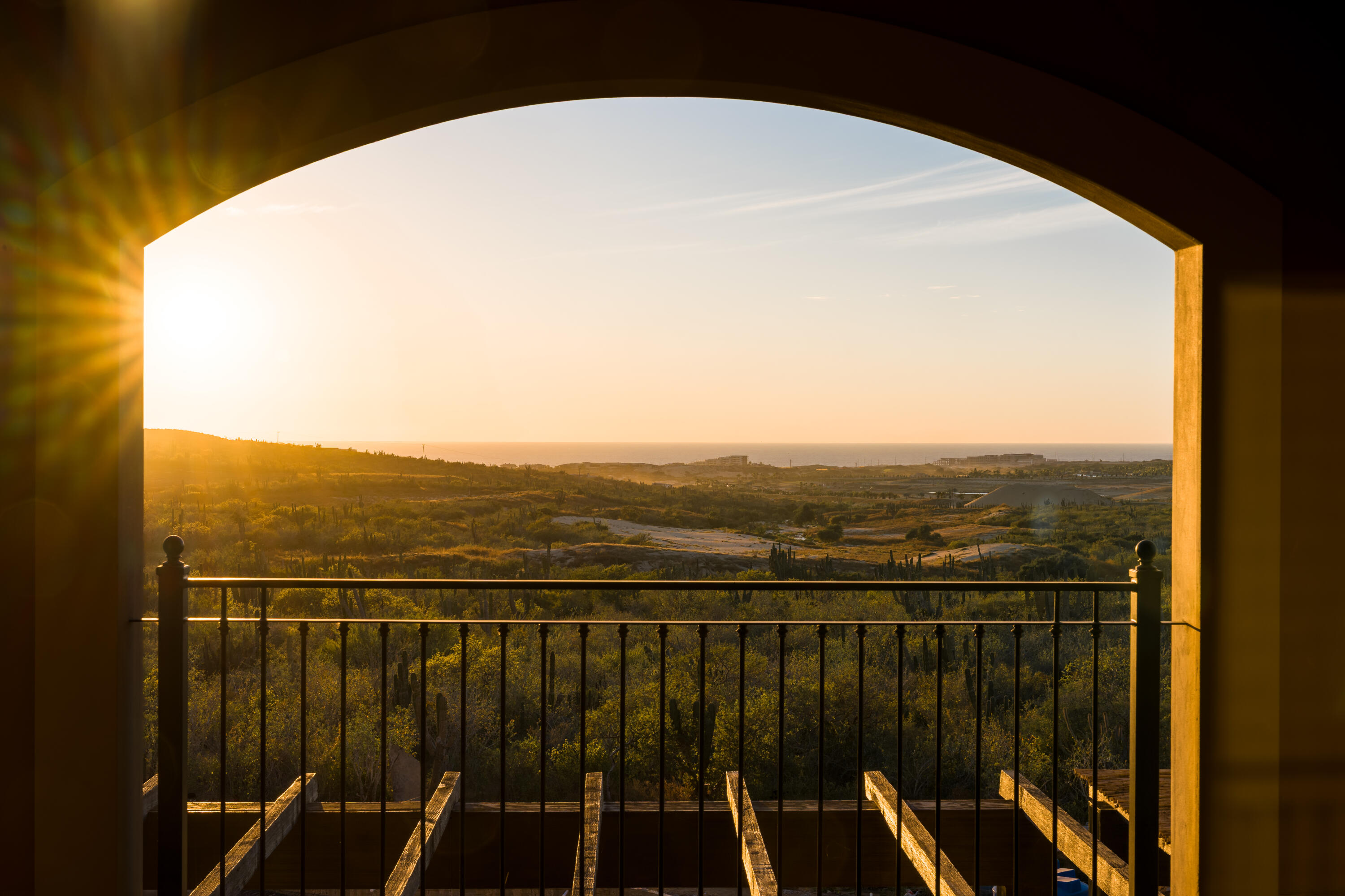 Golf Ocean Sunset View 2 BED