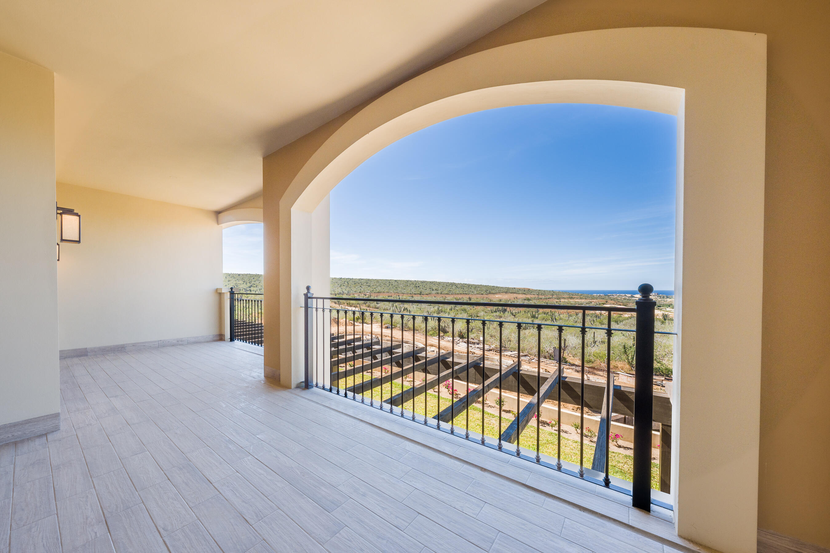 Golf Ocean Sunset View 2 BED