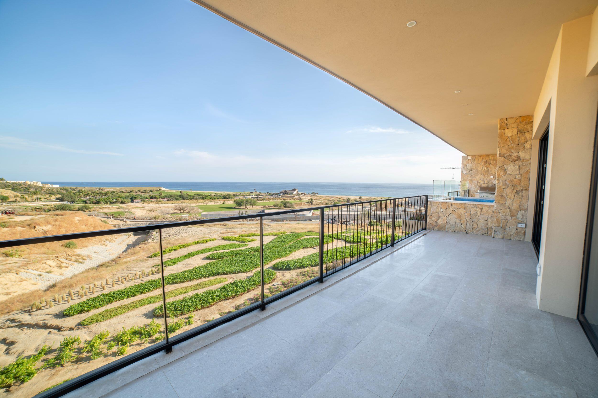 Penthouse Alvar in Quivira Los Cabos, Oceanview Luxury 4 Bdrm Condo
