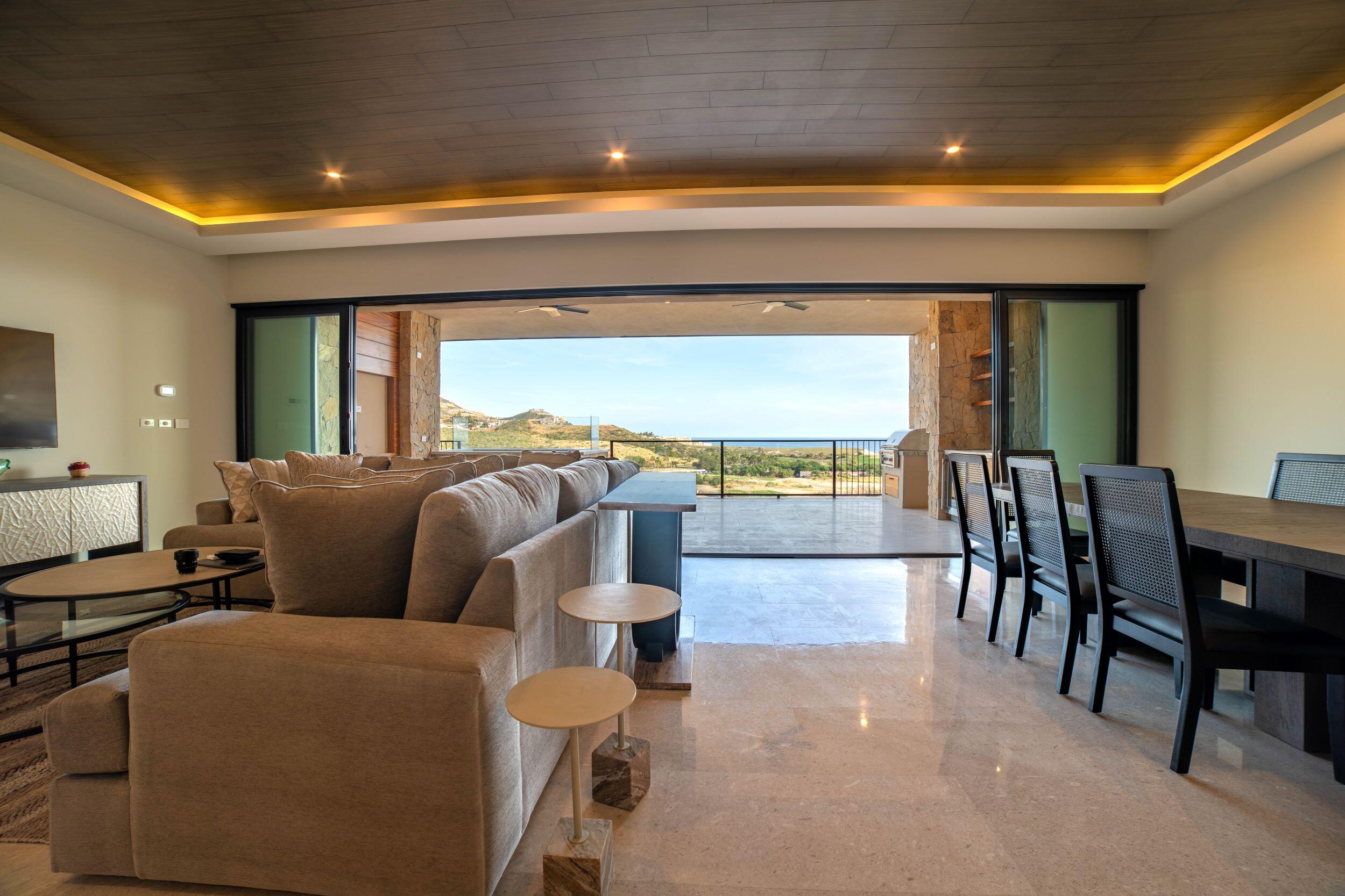 Penthouse Alvar in Quivira Los Cabos, Oceanview Luxury 4 Bdrm Condo