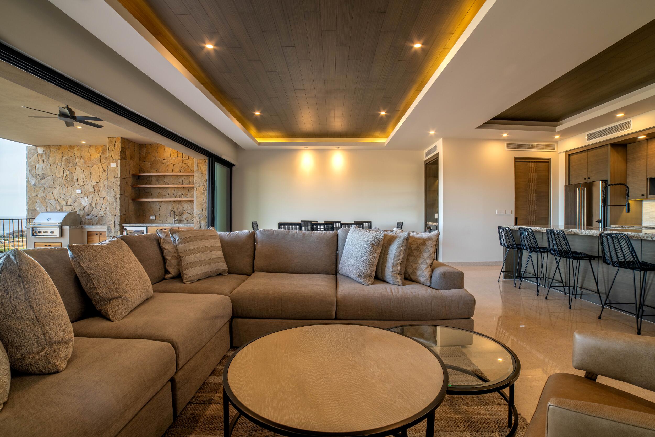 Penthouse Alvar in Quivira Los Cabos, Oceanview Luxury 4 Bdrm Condo