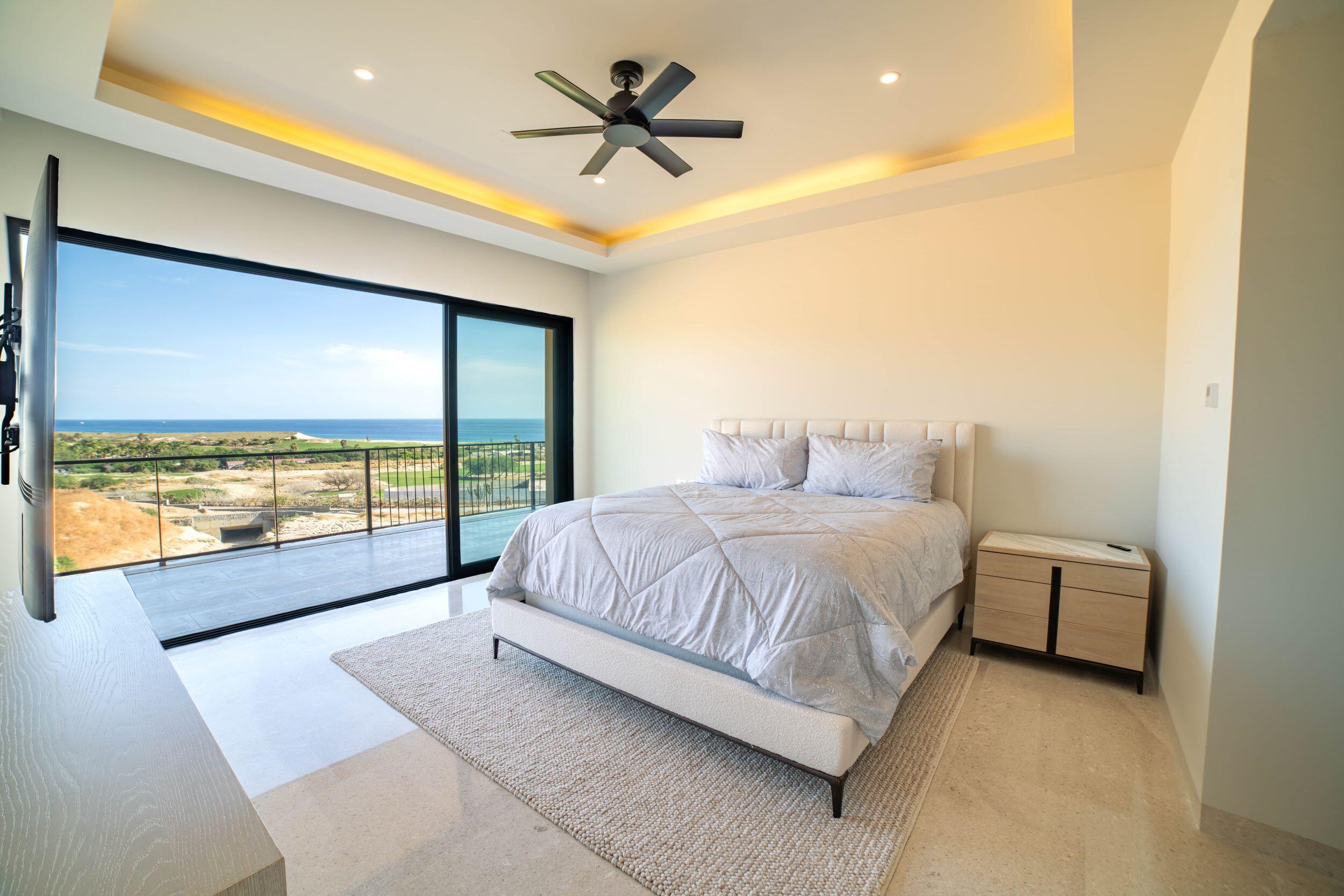 Penthouse Alvar in Quivira Los Cabos, Oceanview Luxury 4 Bdrm Condo