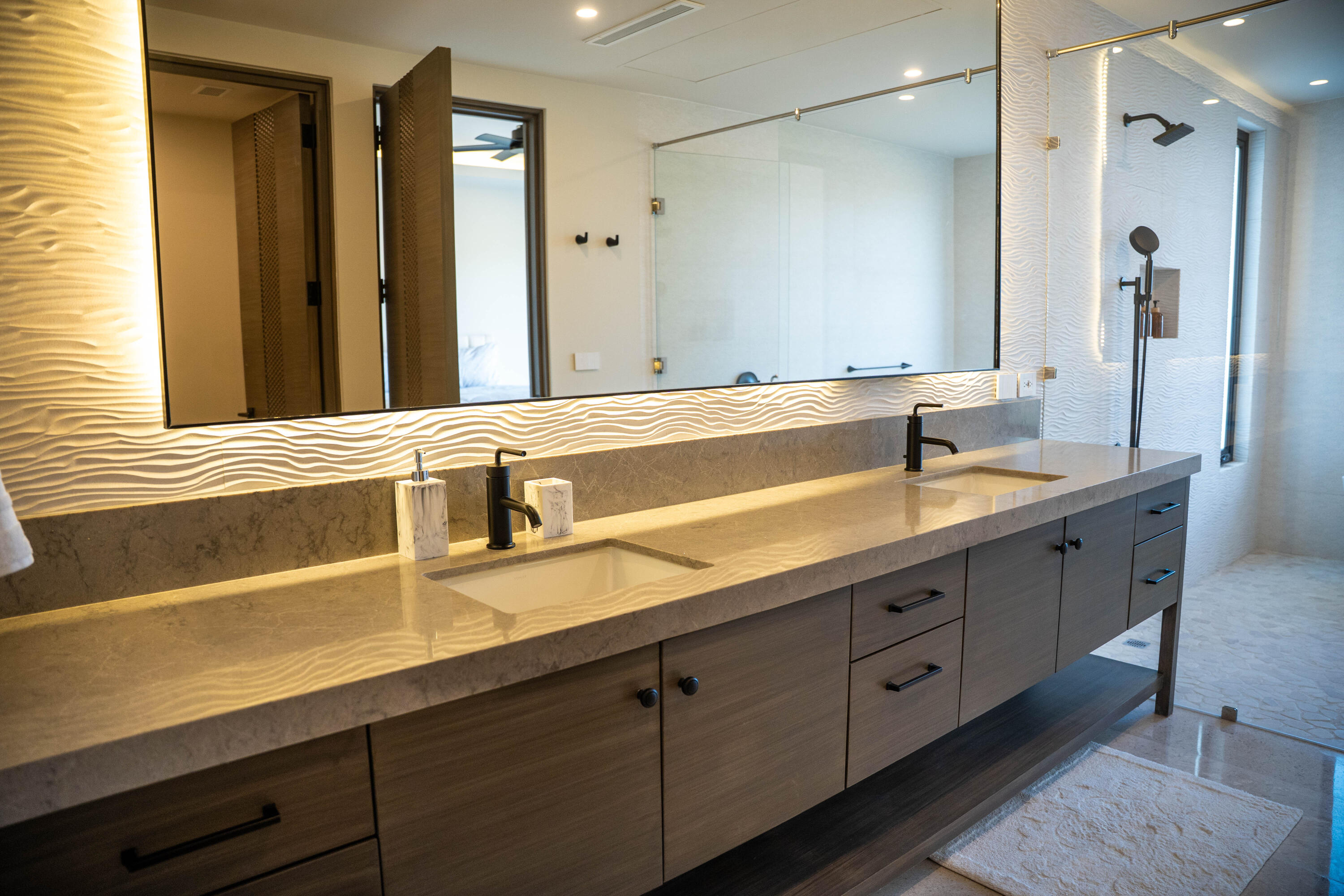 Penthouse Alvar in Quivira Los Cabos, Oceanview Luxury 4 Bdrm Condo