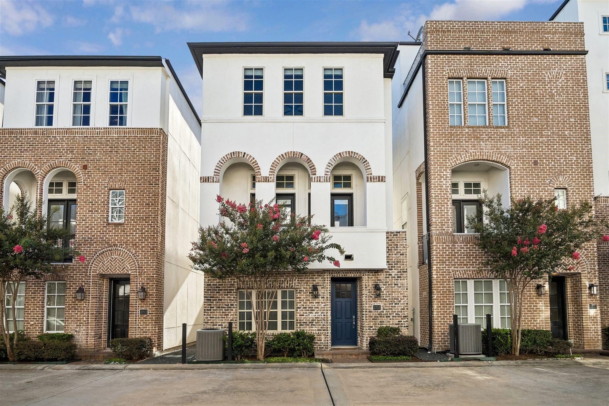 2715 Cohn Garden Lane