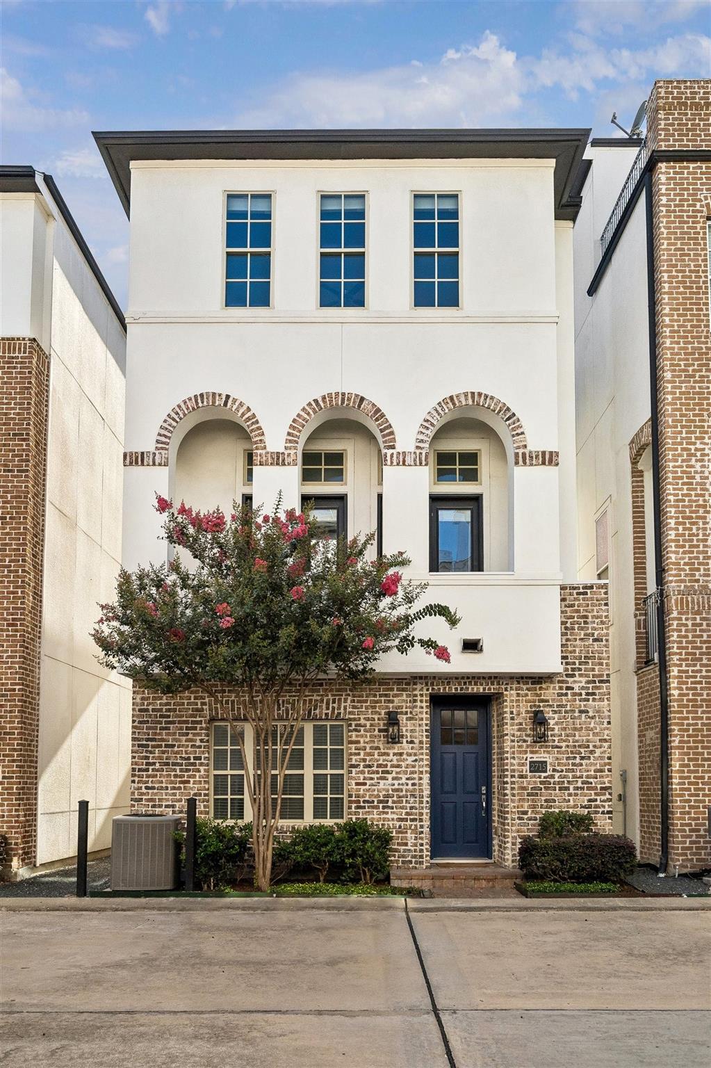 2715 Cohn Garden Lane