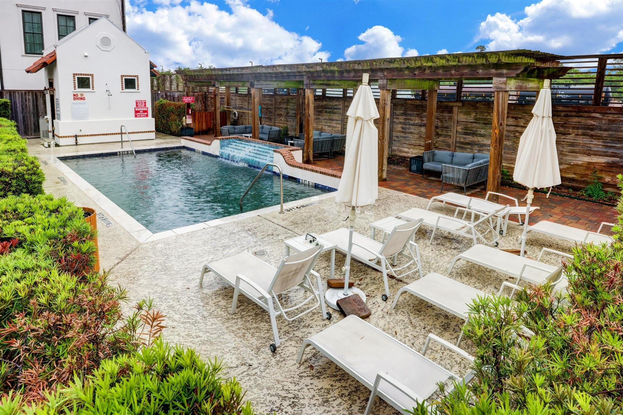 2715 Cohn Garden Lane