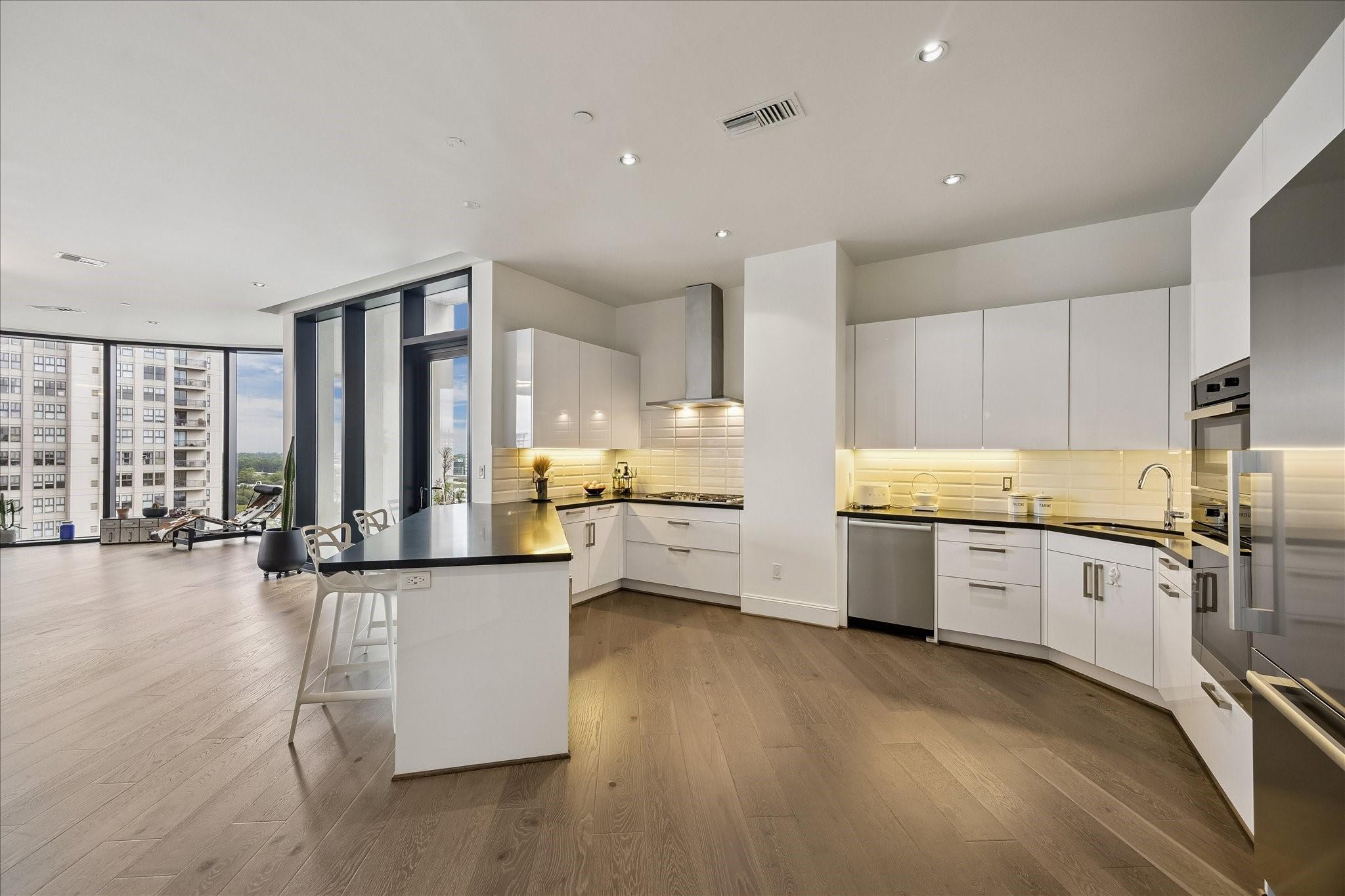 1409 Post Oak Boulevard # 1102