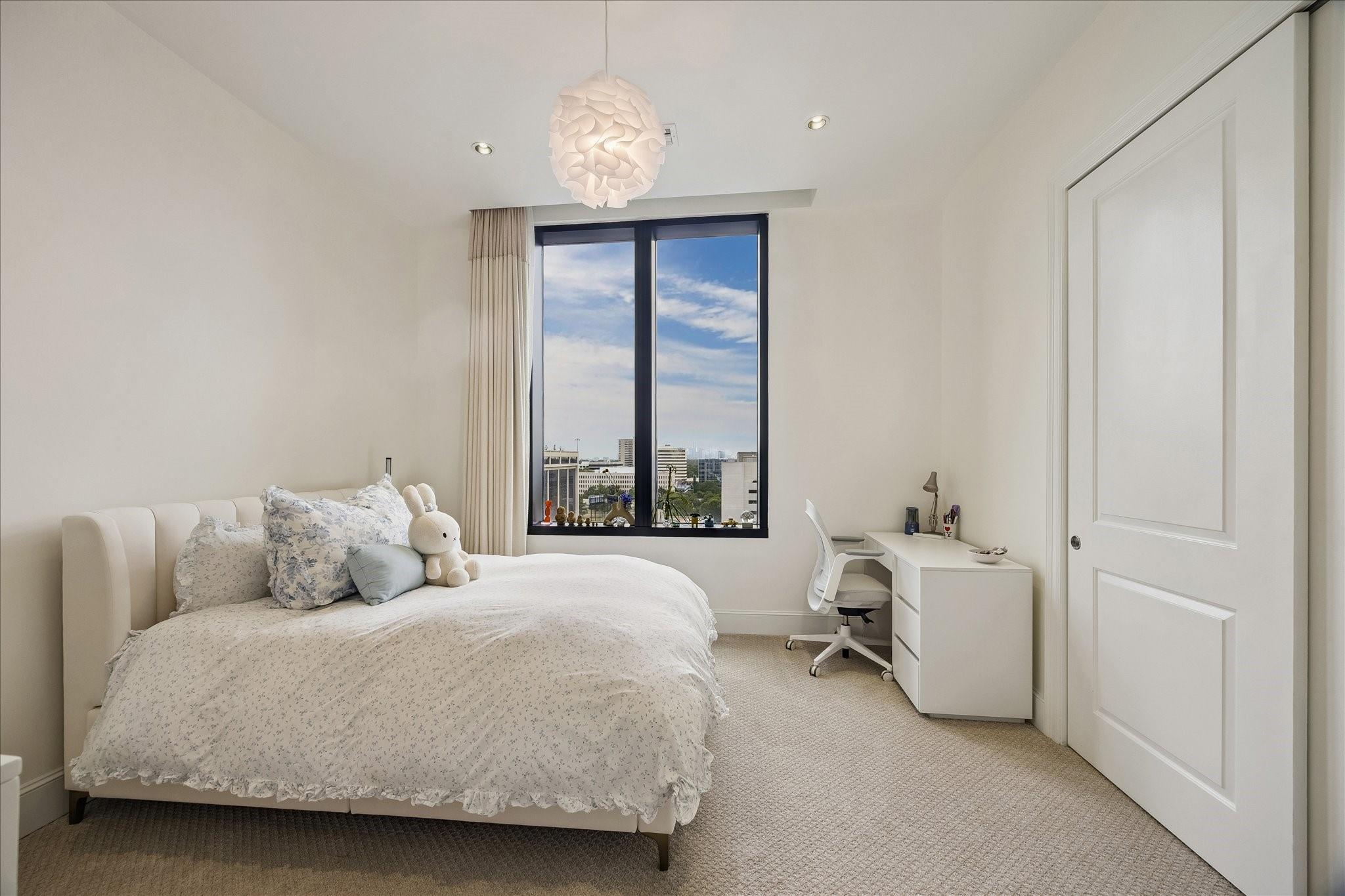 1409 Post Oak Boulevard # 1102