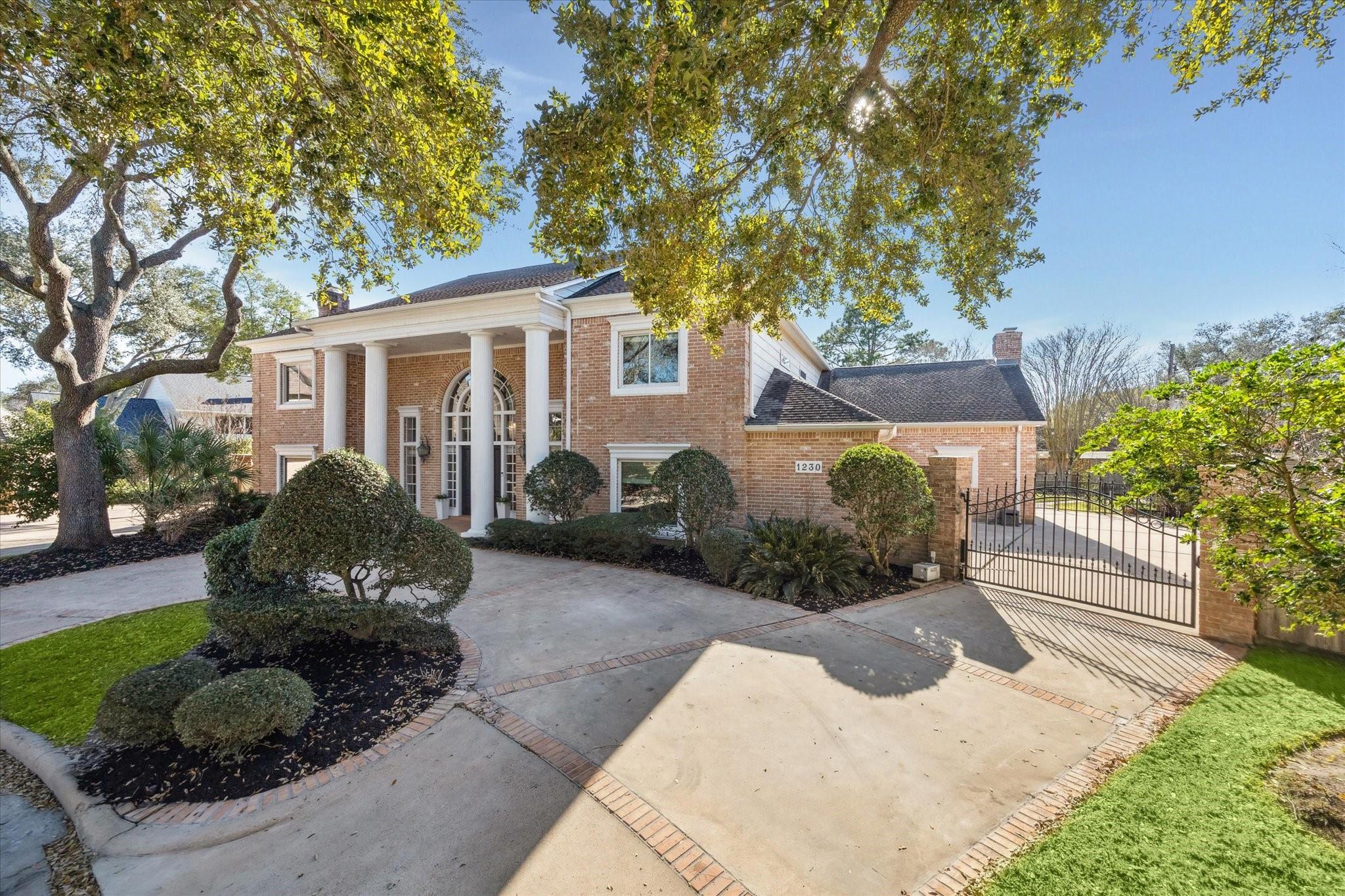 1230 Rose Fair Drive